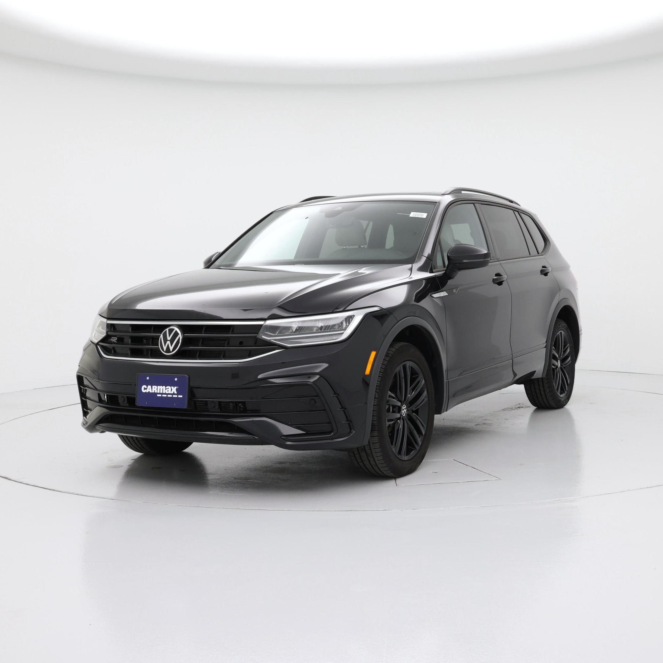 Thumbnail: 2022 Volkswagen Tiguan - 4