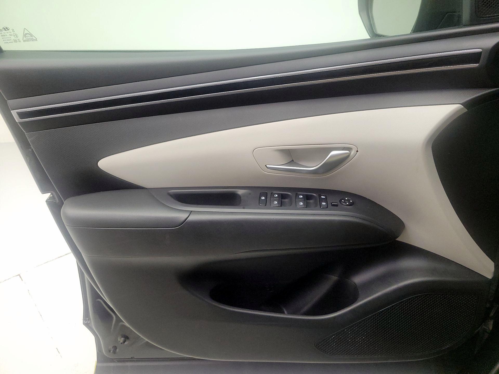 Thumbnail: 2023 Hyundai Tucson - 12