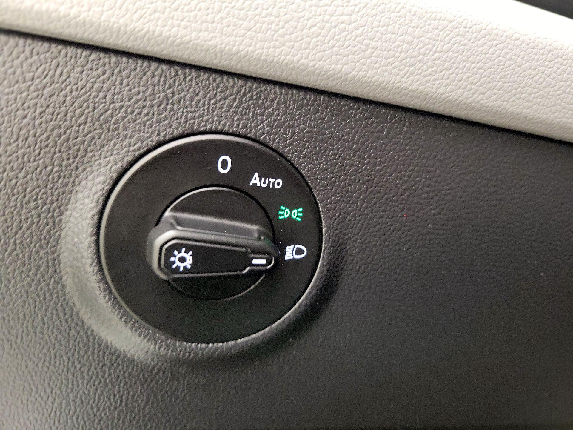 Thumbnail: 2023 Volkswagen Taos - 13