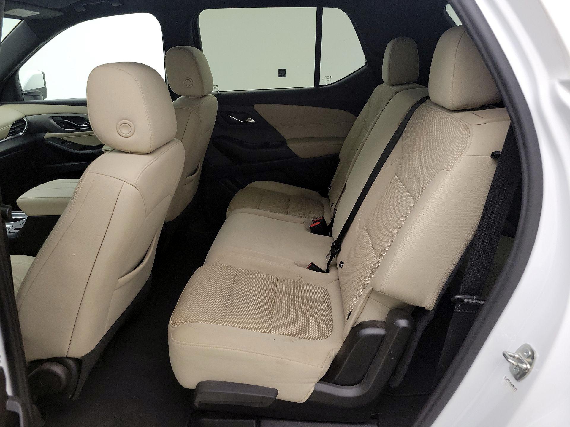 Thumbnail: 2023 Chevrolet Traverse - 19