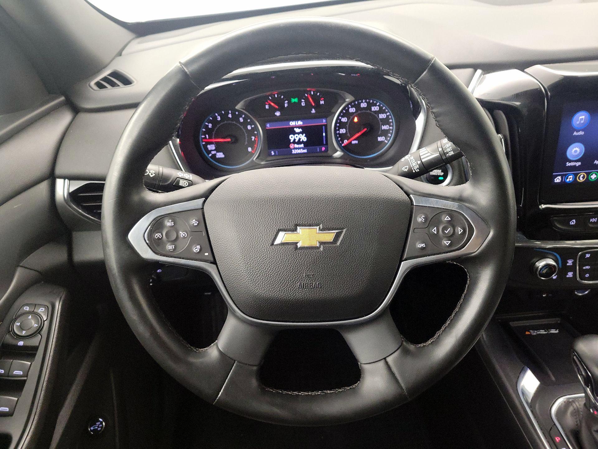 Thumbnail: 2023 Chevrolet Traverse - 10