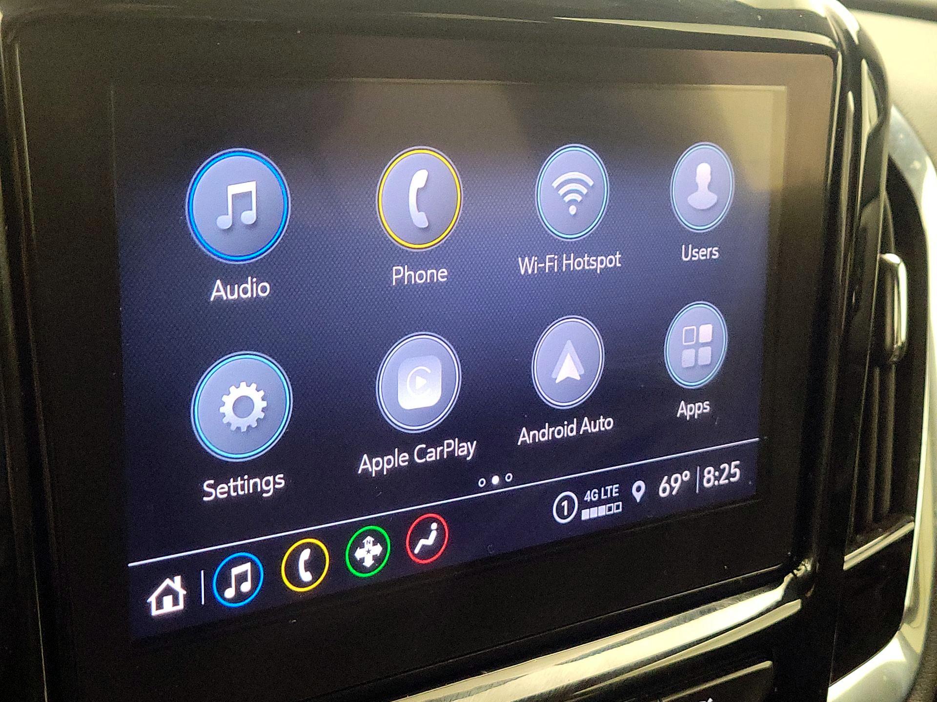 Thumbnail: 2023 Chevrolet Traverse - 15