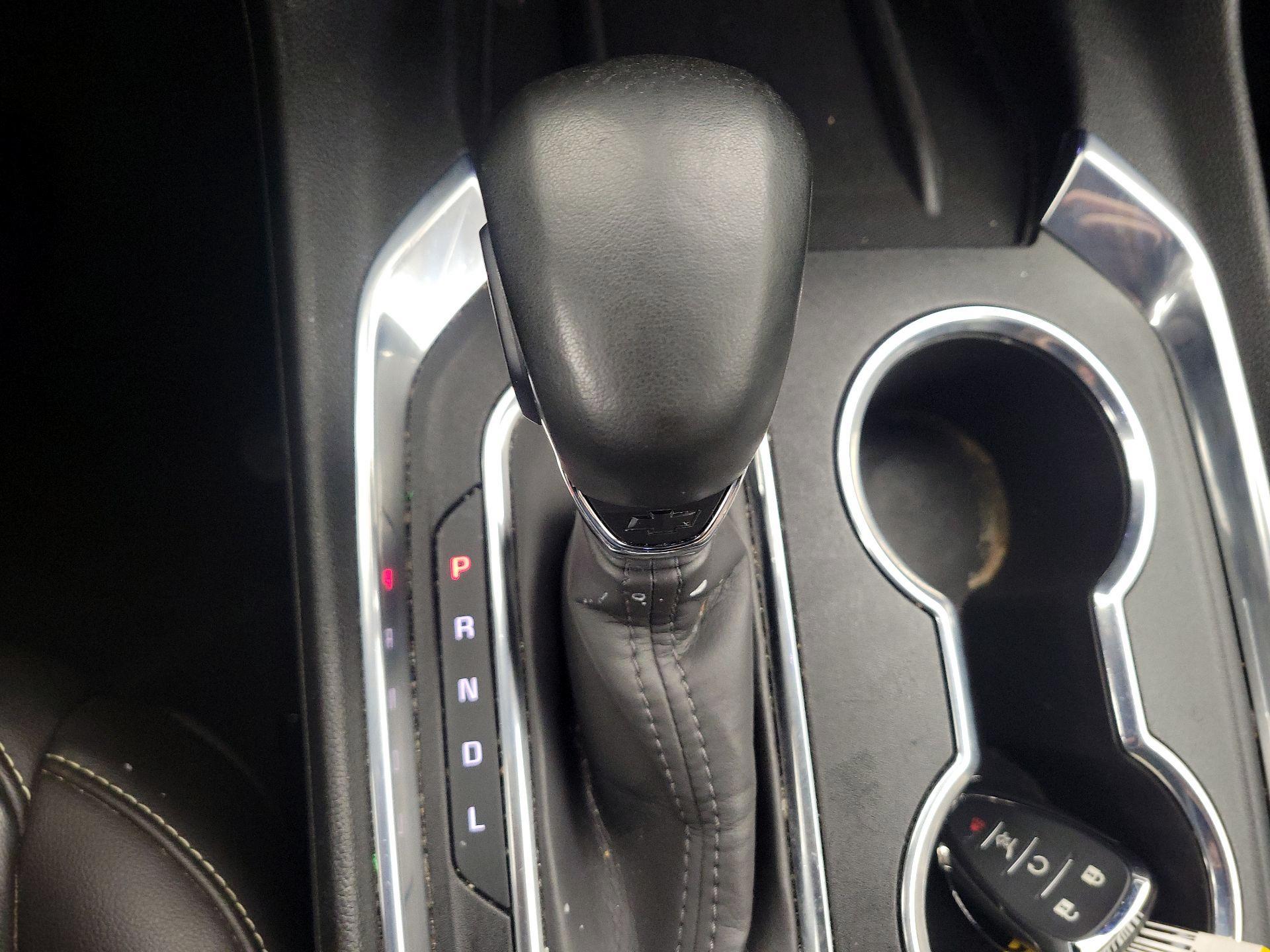 Thumbnail: 2023 Chevrolet Traverse - 17