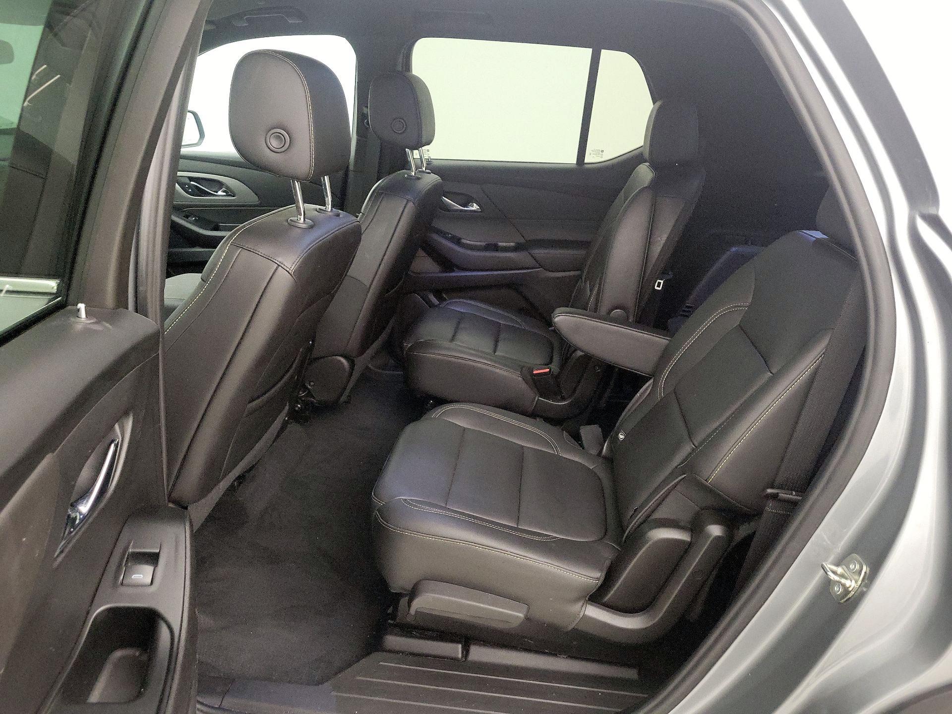 Thumbnail: 2023 Chevrolet Traverse - 19