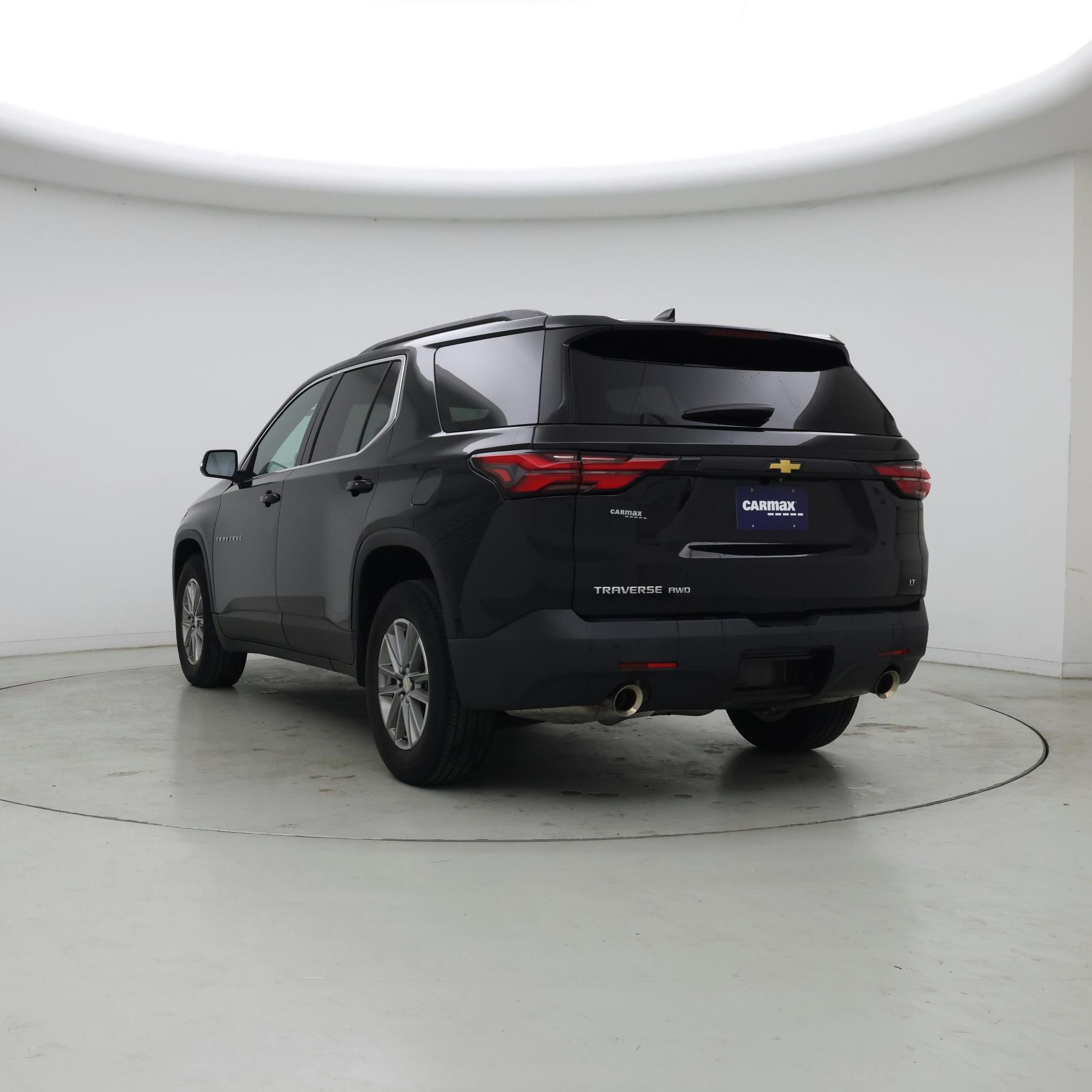 Thumbnail: 2023 Chevrolet Traverse - 2