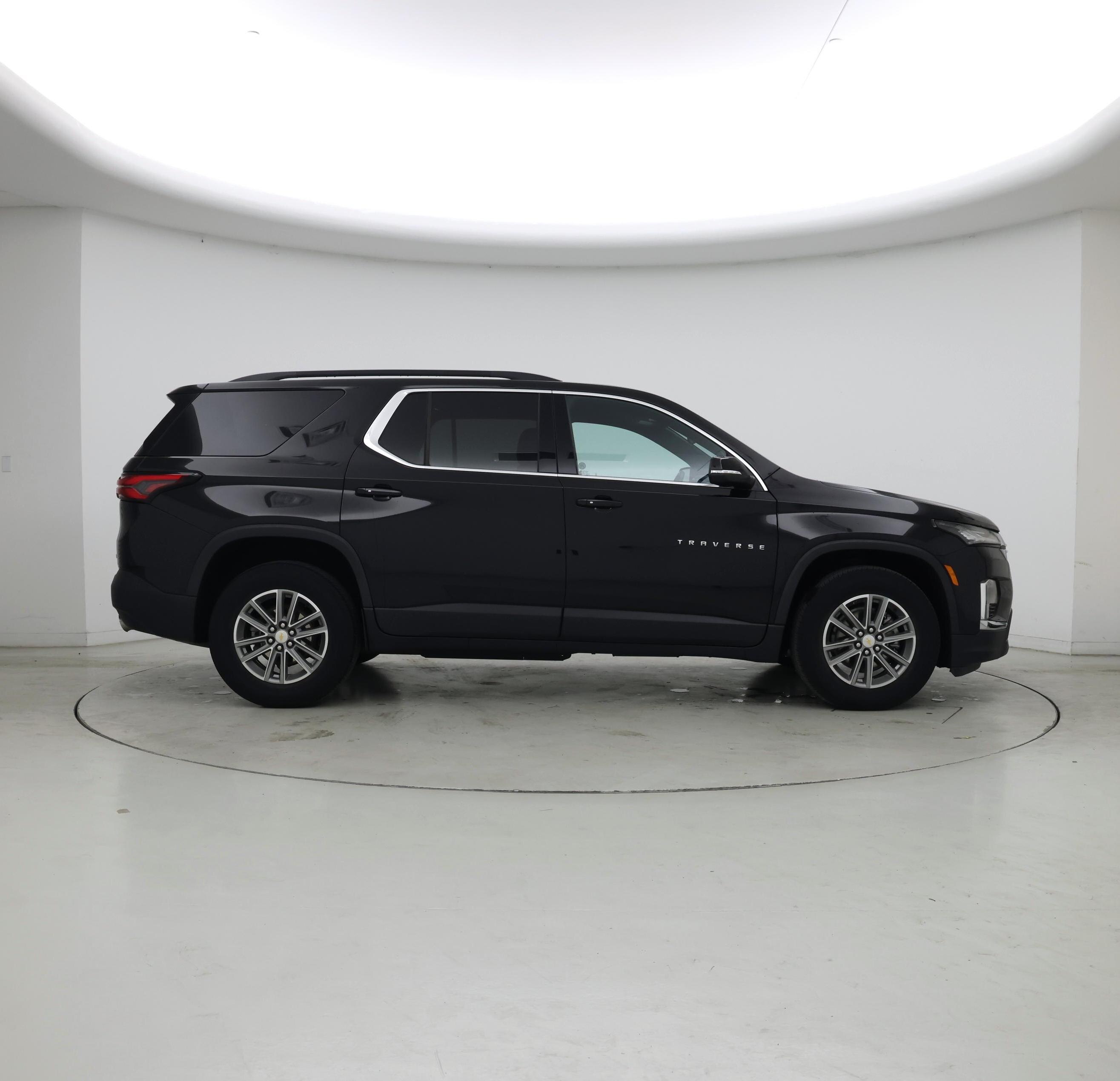 Thumbnail: 2023 Chevrolet Traverse - 7