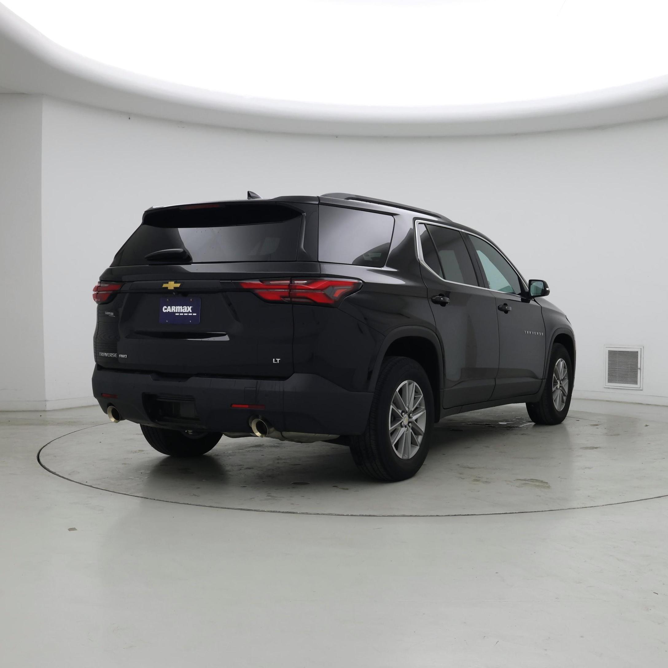 Thumbnail: 2023 Chevrolet Traverse - 8