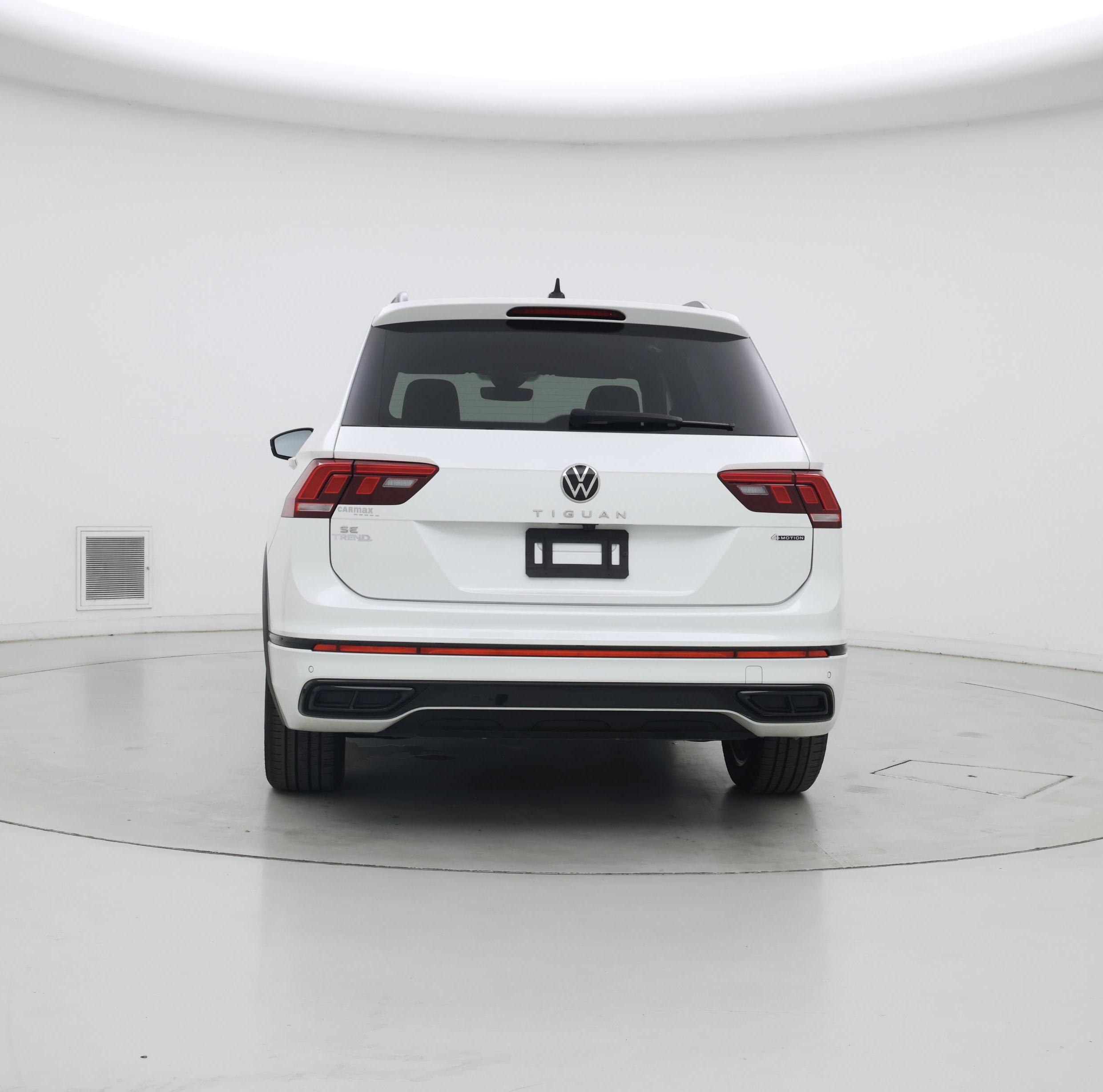 Thumbnail: 2022 Volkswagen Tiguan - 6