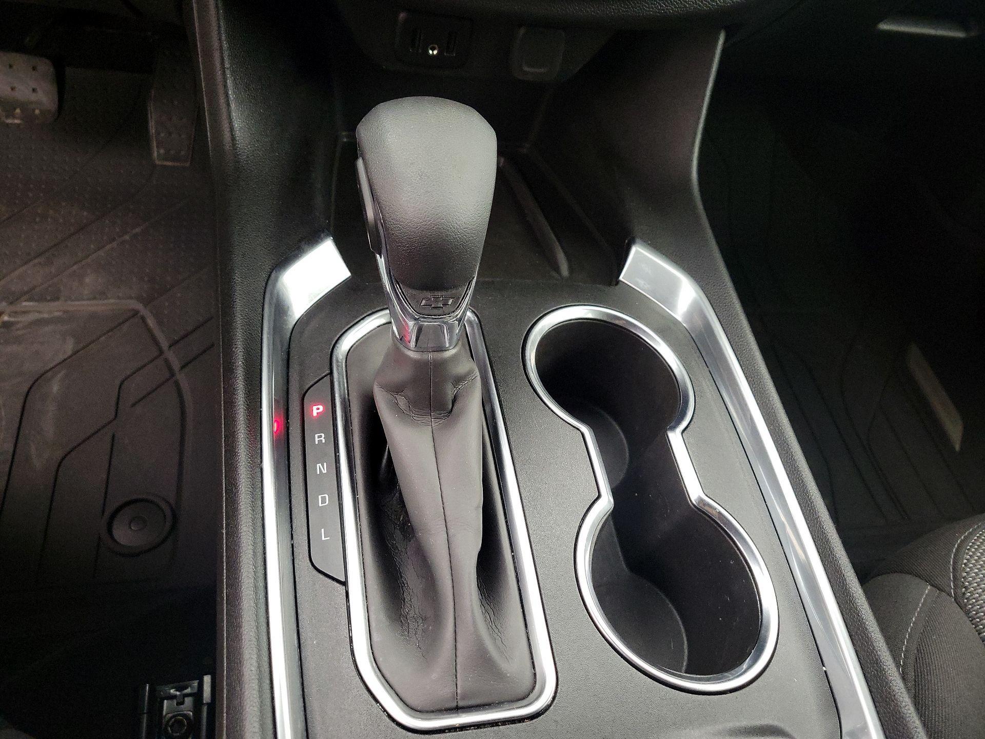 Thumbnail: 2023 Chevrolet Traverse - 17