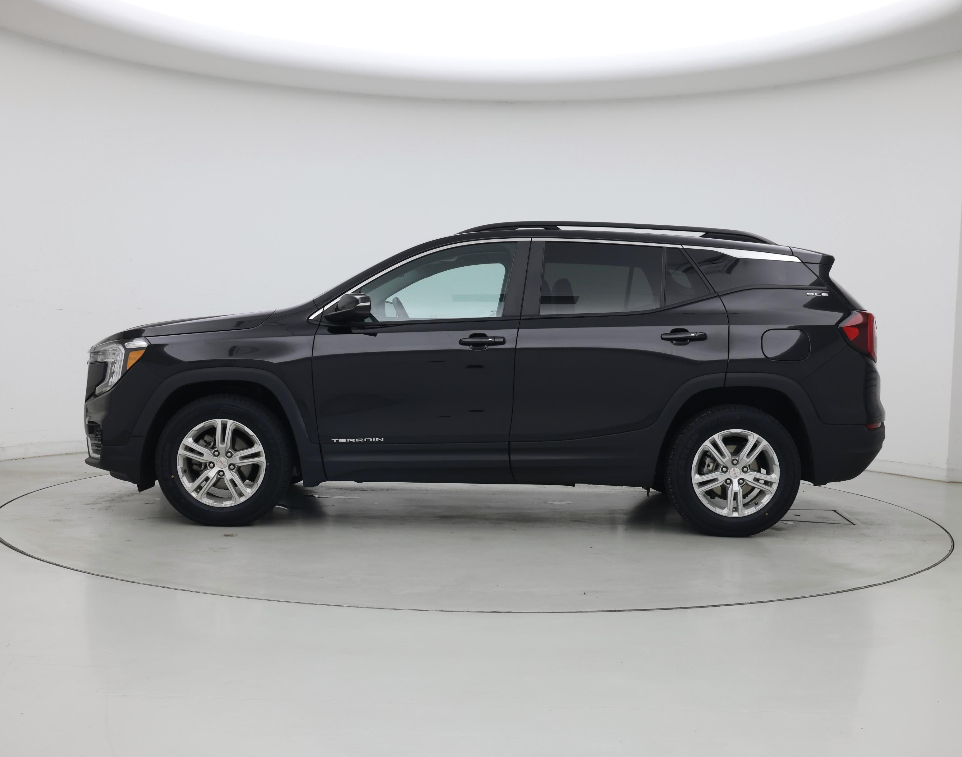 Thumbnail: 2023 GMC Terrain - 3