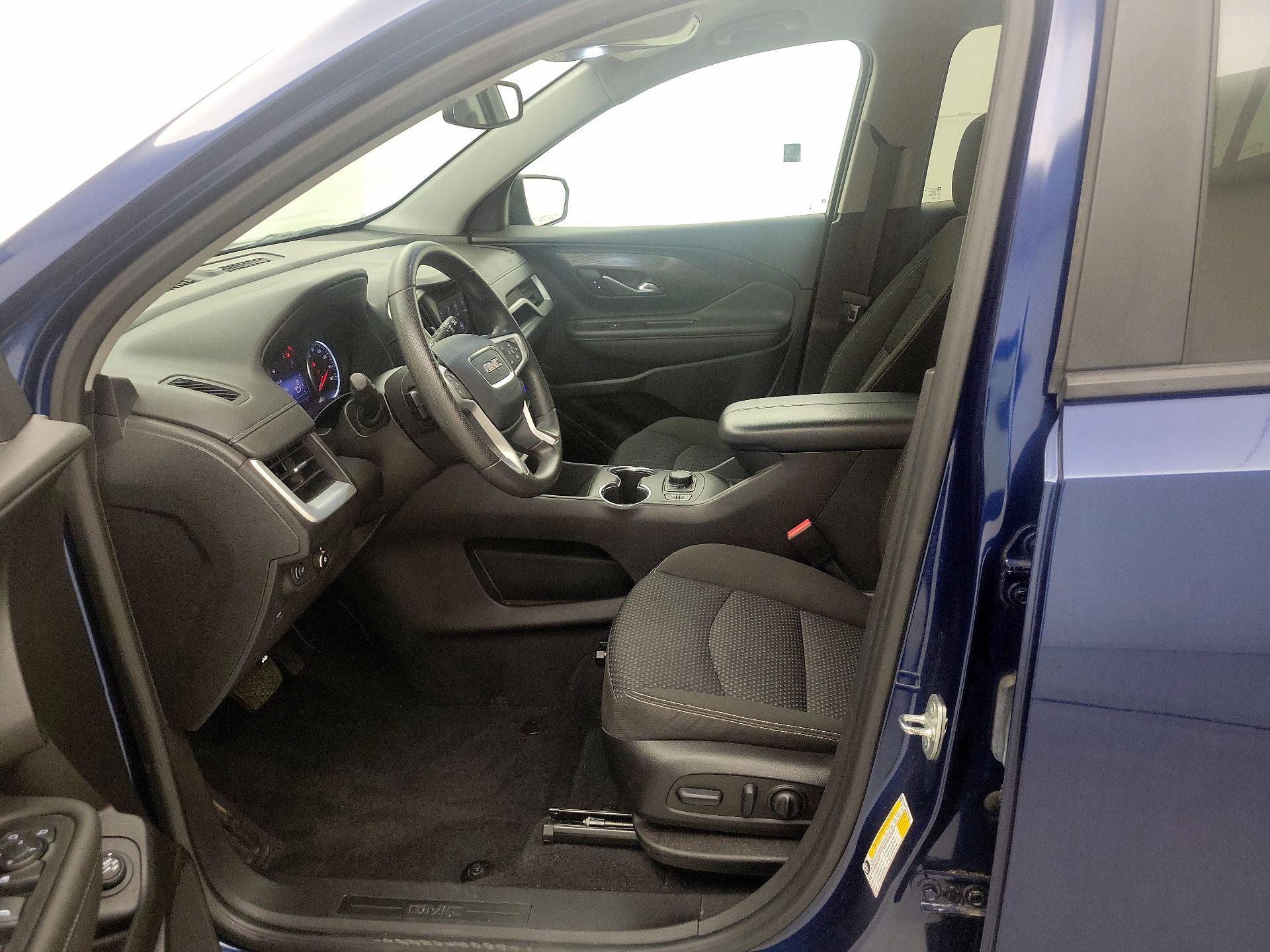 Thumbnail: 2022 GMC Terrain - 11