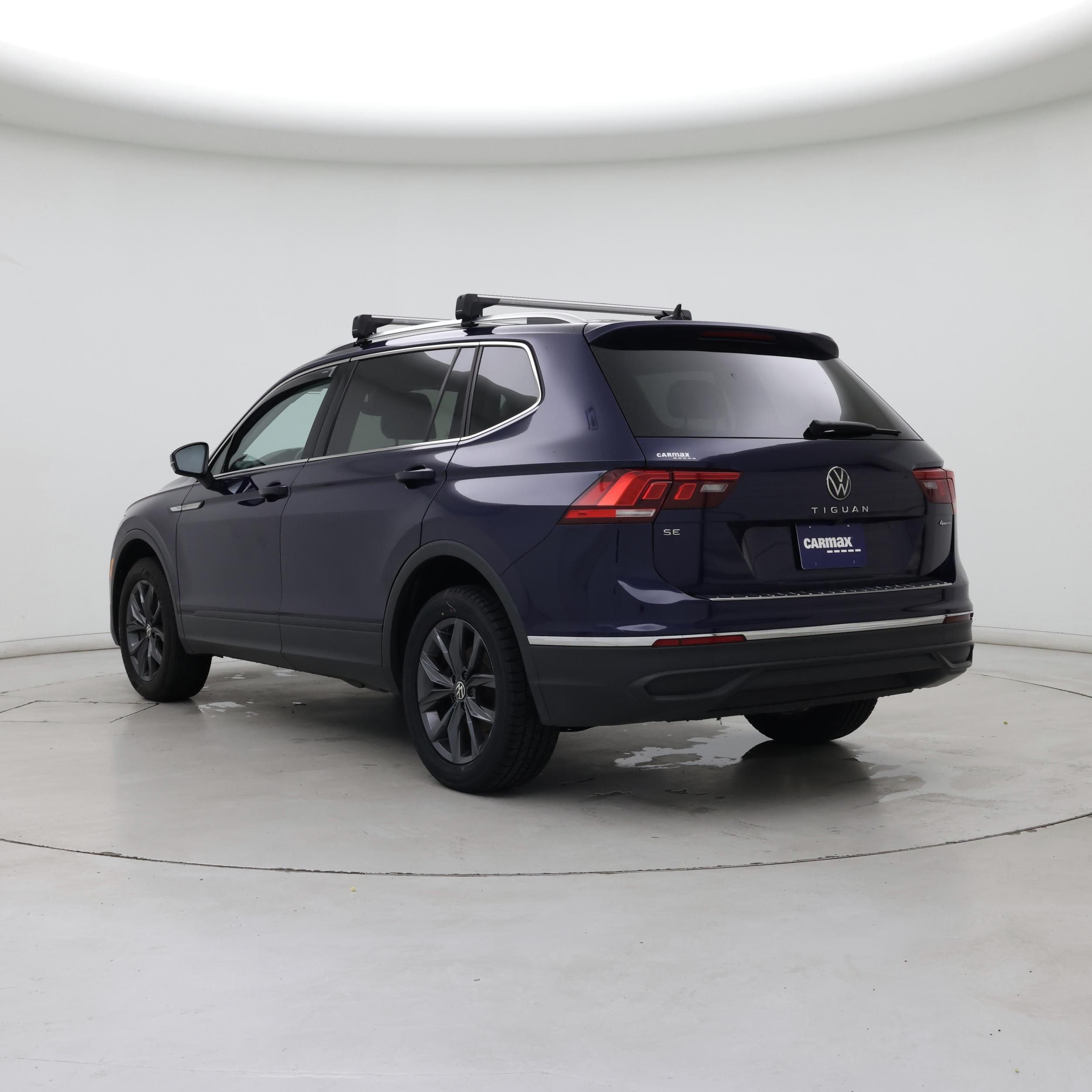 Thumbnail: 2022 Volkswagen Tiguan - 2