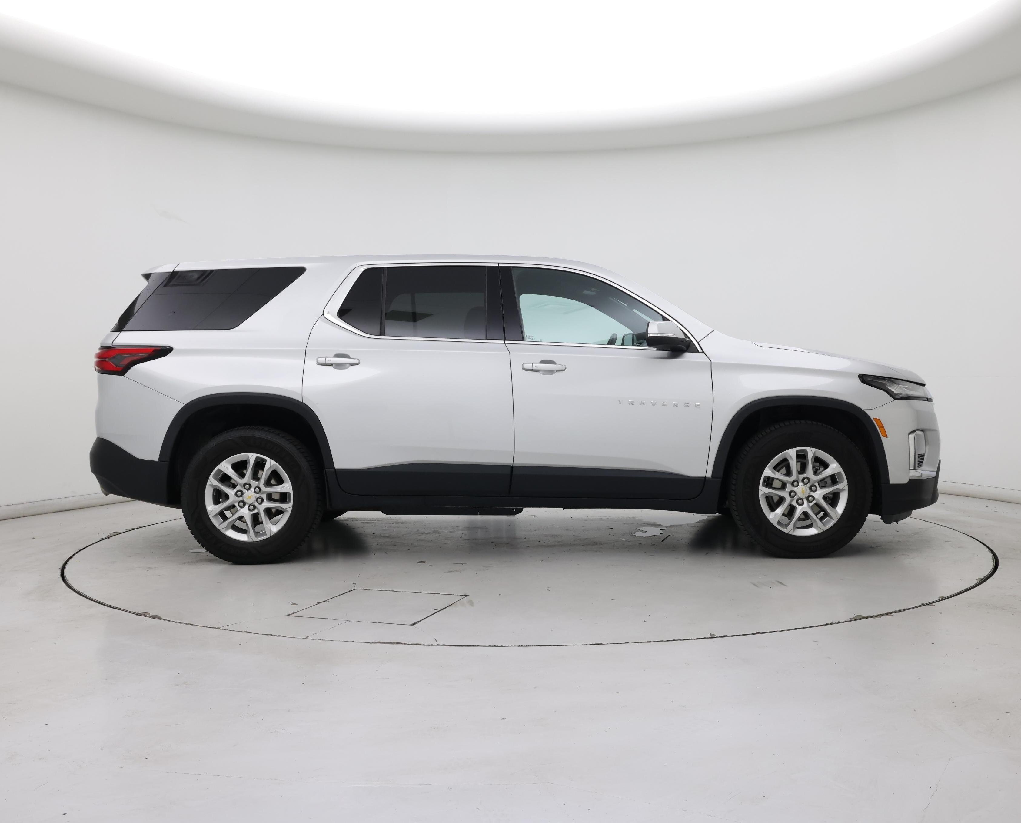 Thumbnail: 2022 Chevrolet Traverse - 7