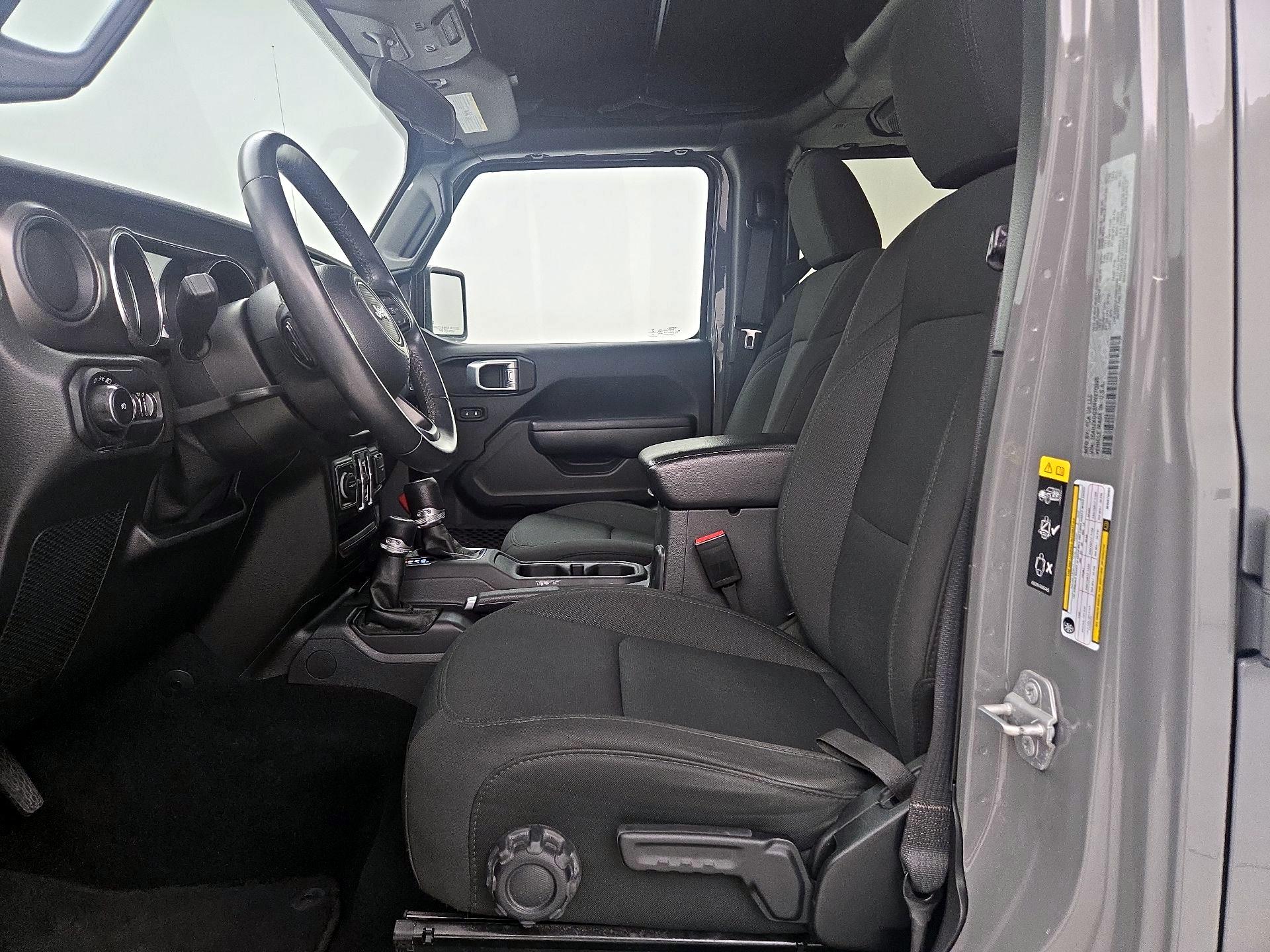 Thumbnail: 2021 Jeep Wrangler - 11