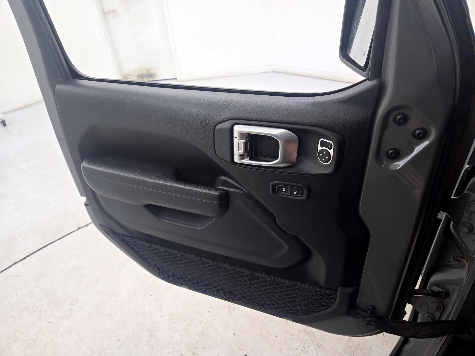 Thumbnail: 2021 Jeep Wrangler - 12