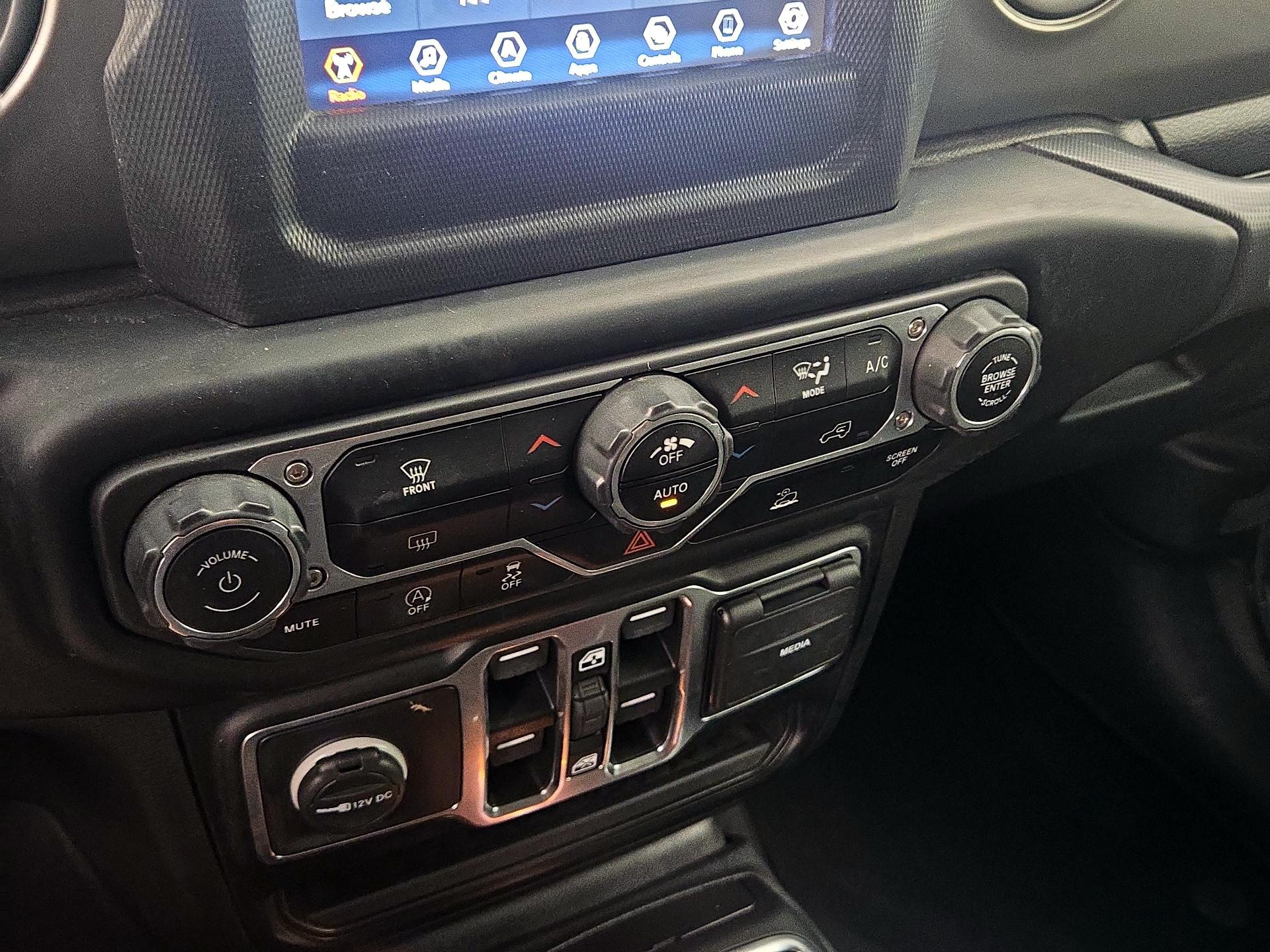 Thumbnail: 2021 Jeep Wrangler - 16