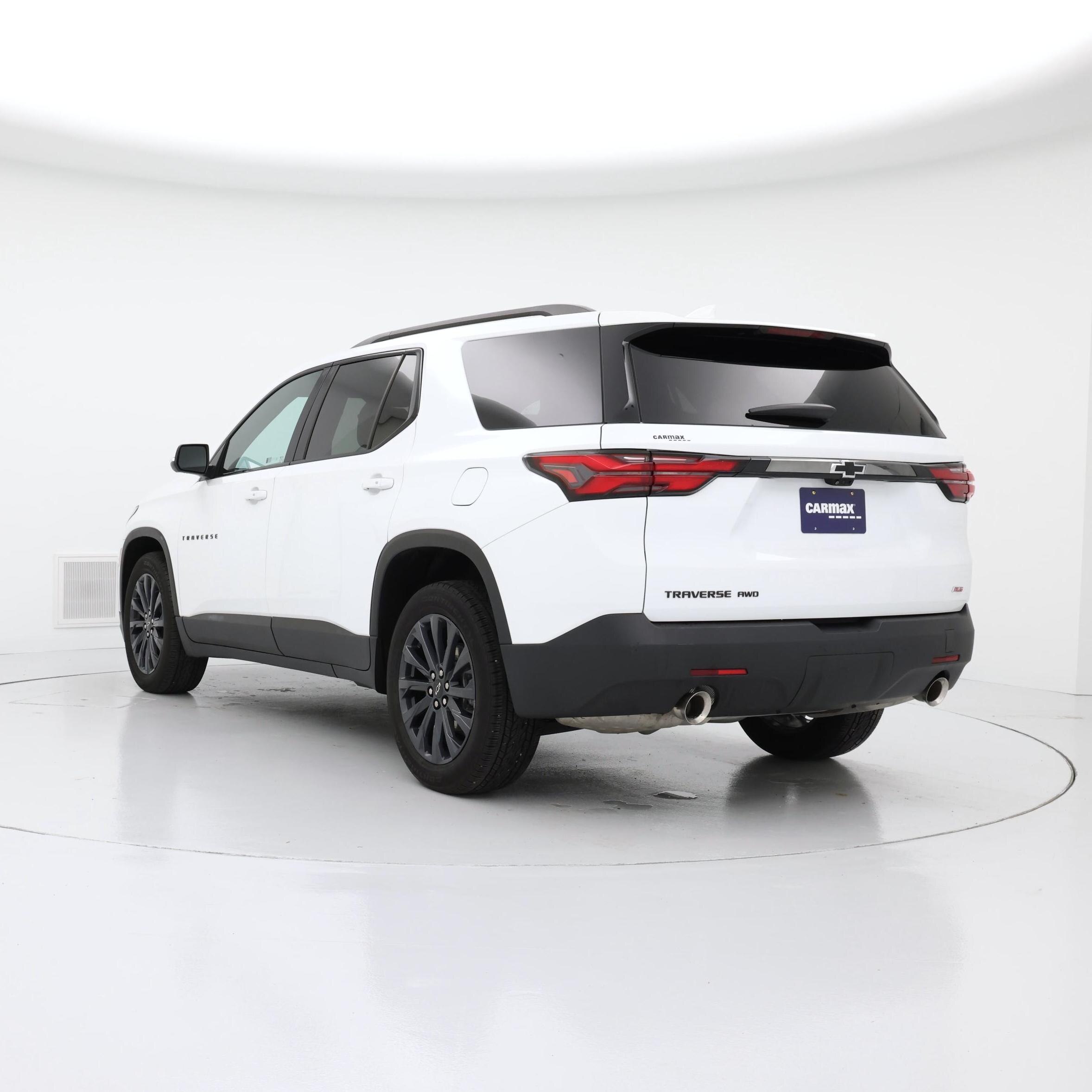 Thumbnail: 2023 Chevrolet Traverse - 2