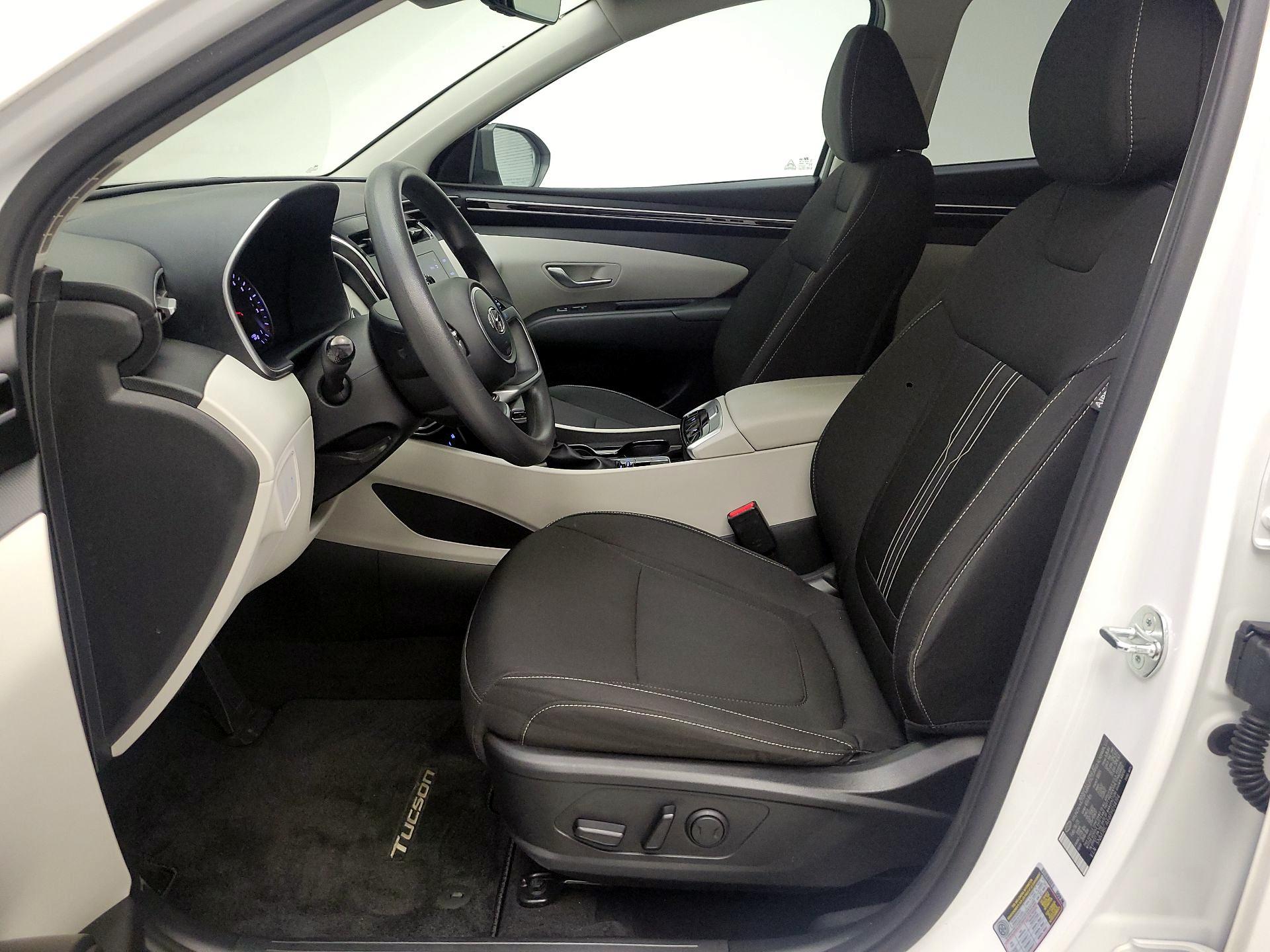 Thumbnail: 2023 Hyundai Tucson - 9