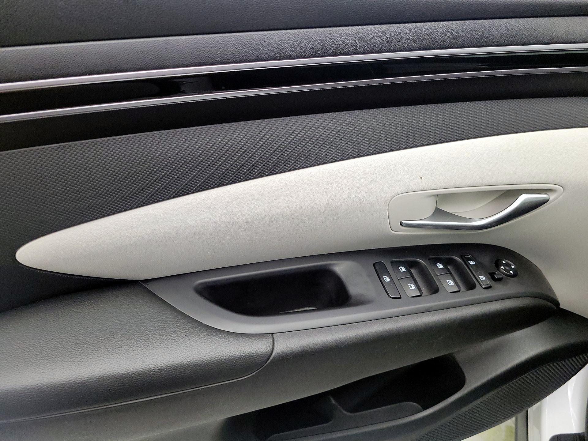 Thumbnail: 2023 Hyundai Tucson - 10