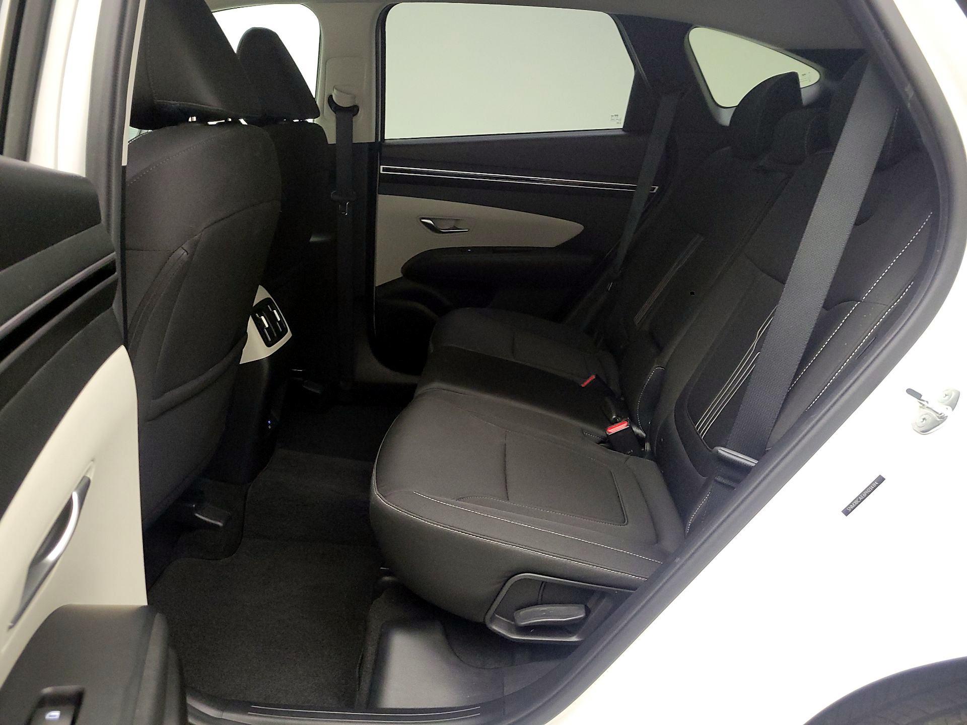 Thumbnail: 2023 Hyundai Tucson - 17