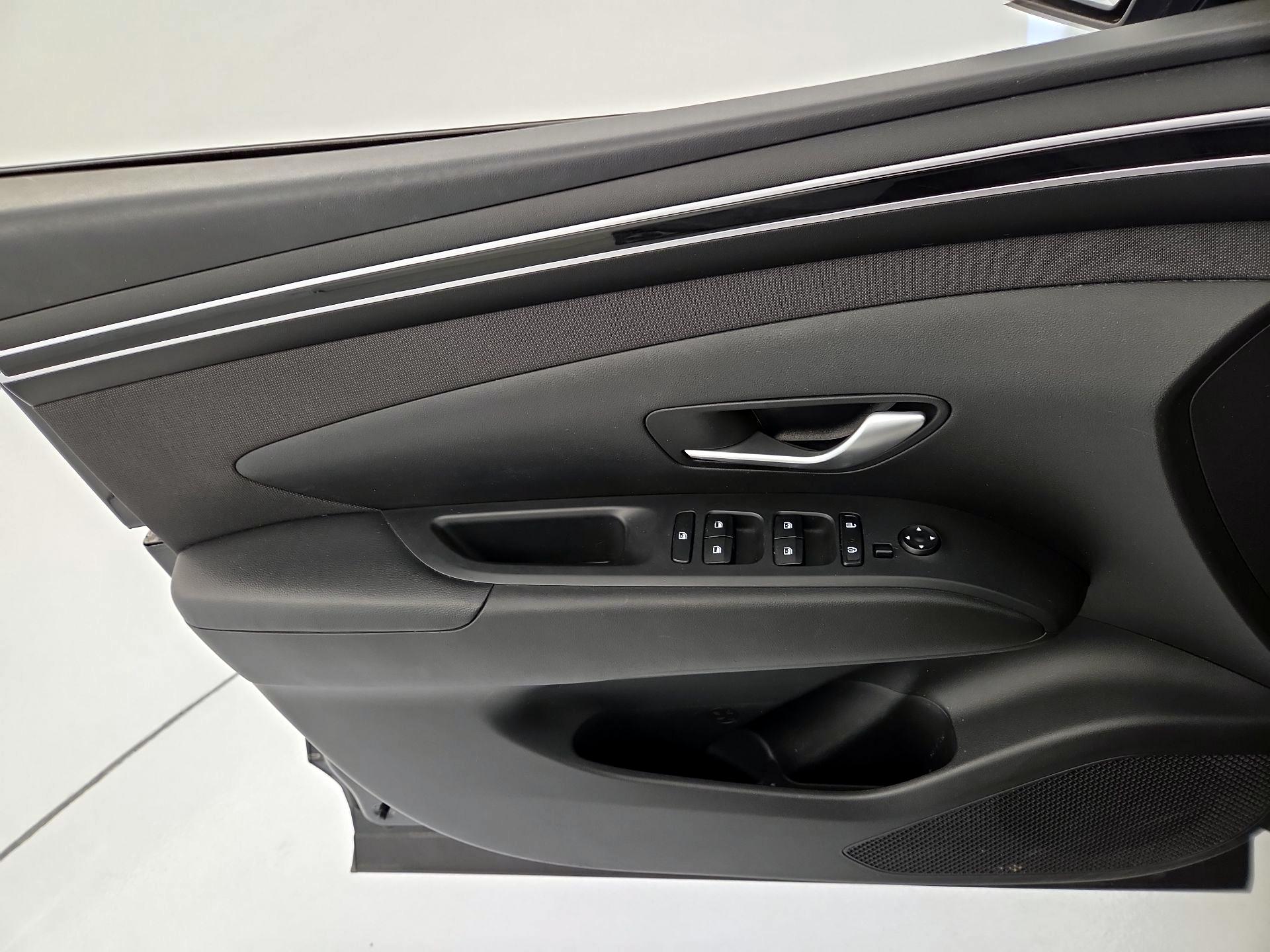 Thumbnail: 2023 Hyundai Tucson - 12
