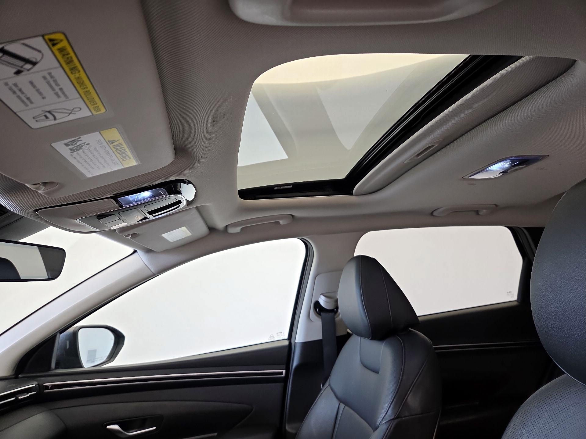 Thumbnail: 2023 Hyundai Tucson - 19