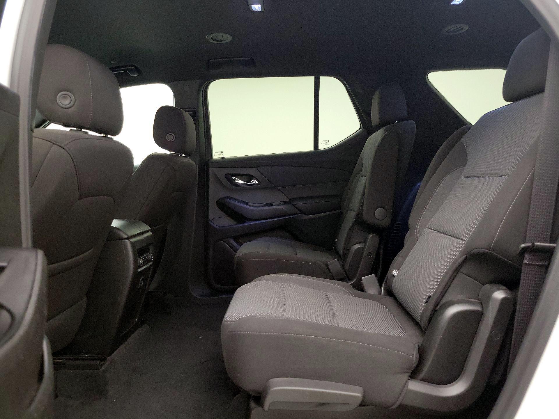 Thumbnail: 2023 Chevrolet Traverse - 19