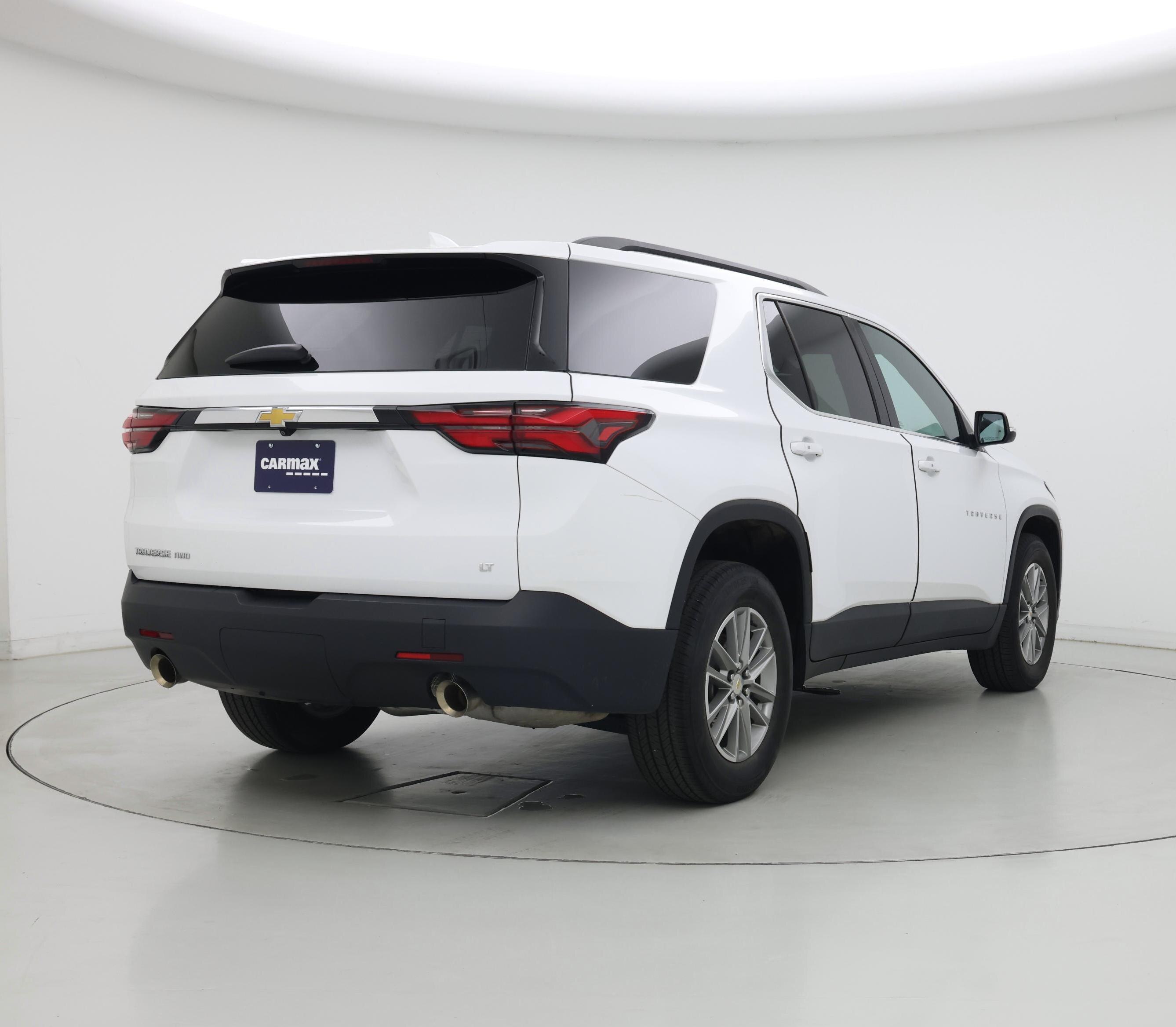 Thumbnail: 2023 Chevrolet Traverse - 8