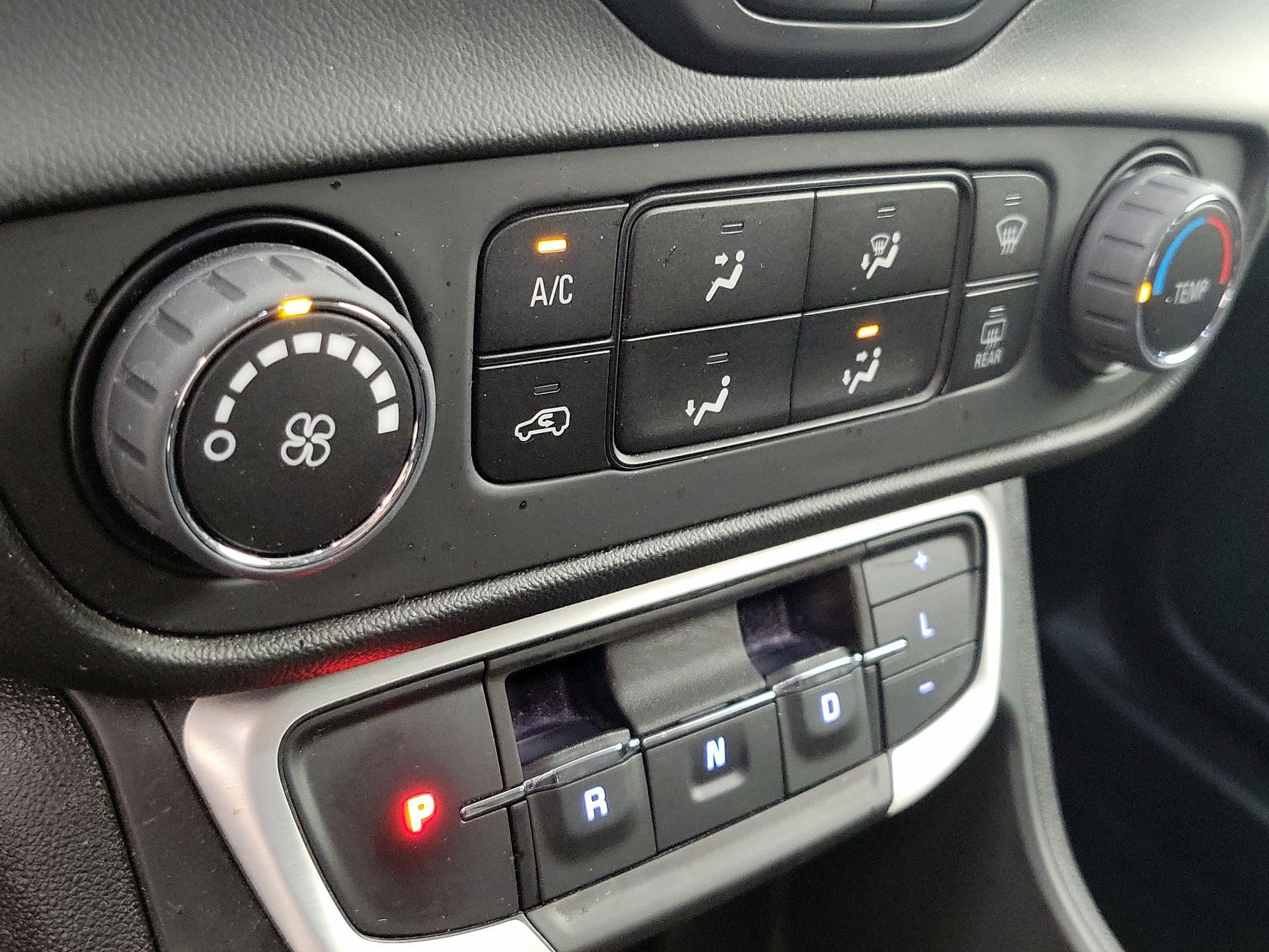 Thumbnail: 2022 GMC Terrain - 16