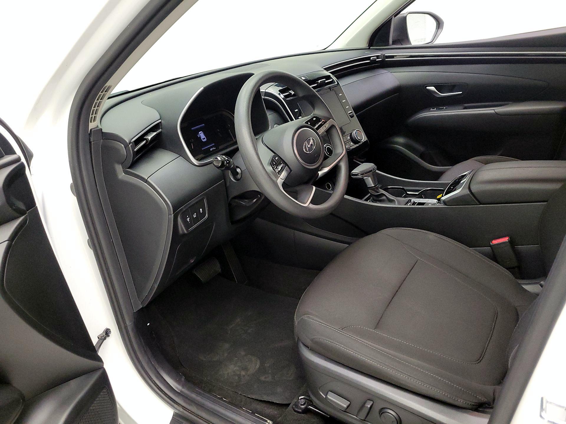 Thumbnail: 2023 Hyundai Tucson - 9