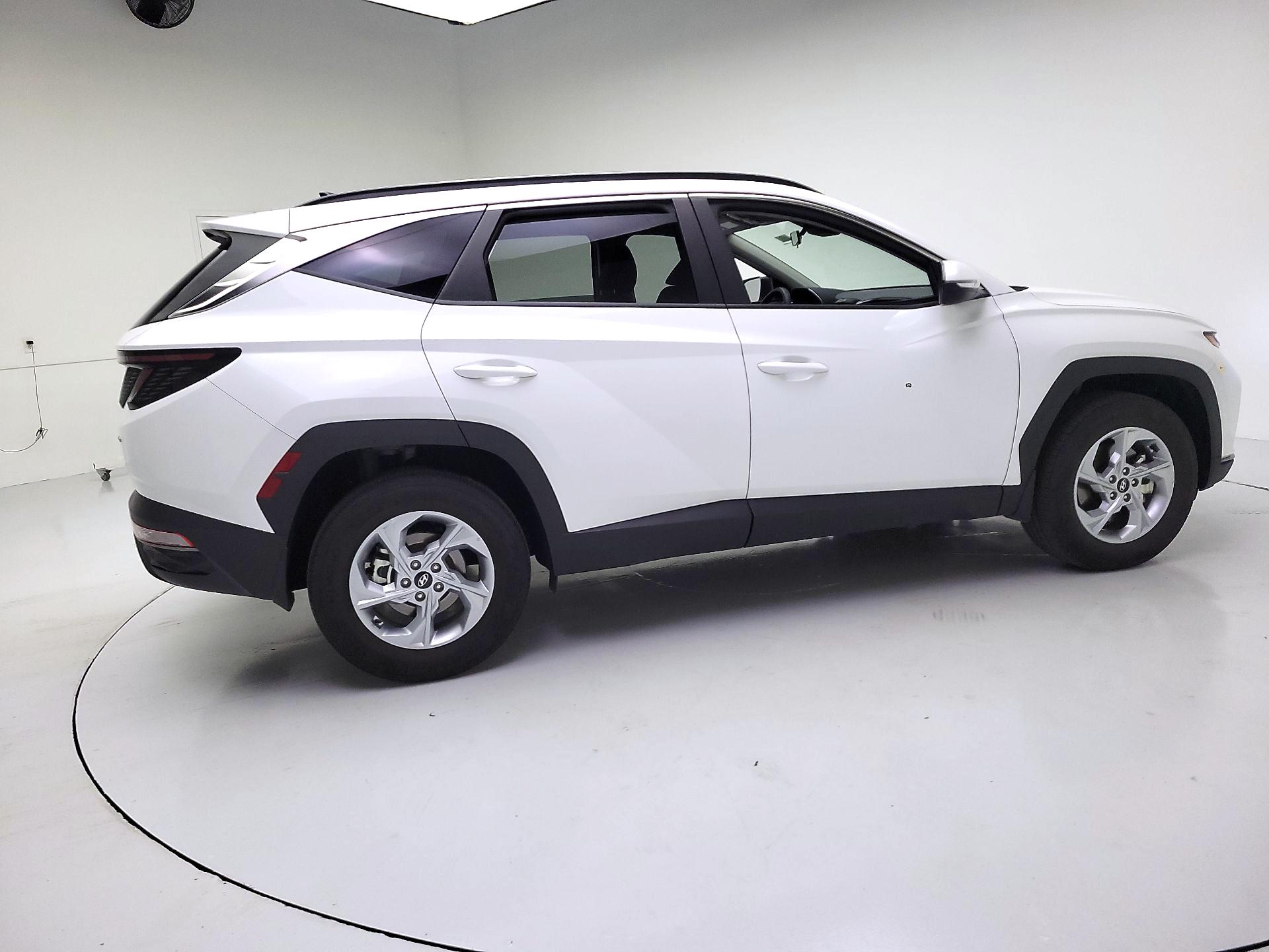 Thumbnail: 2023 Hyundai Tucson - 4