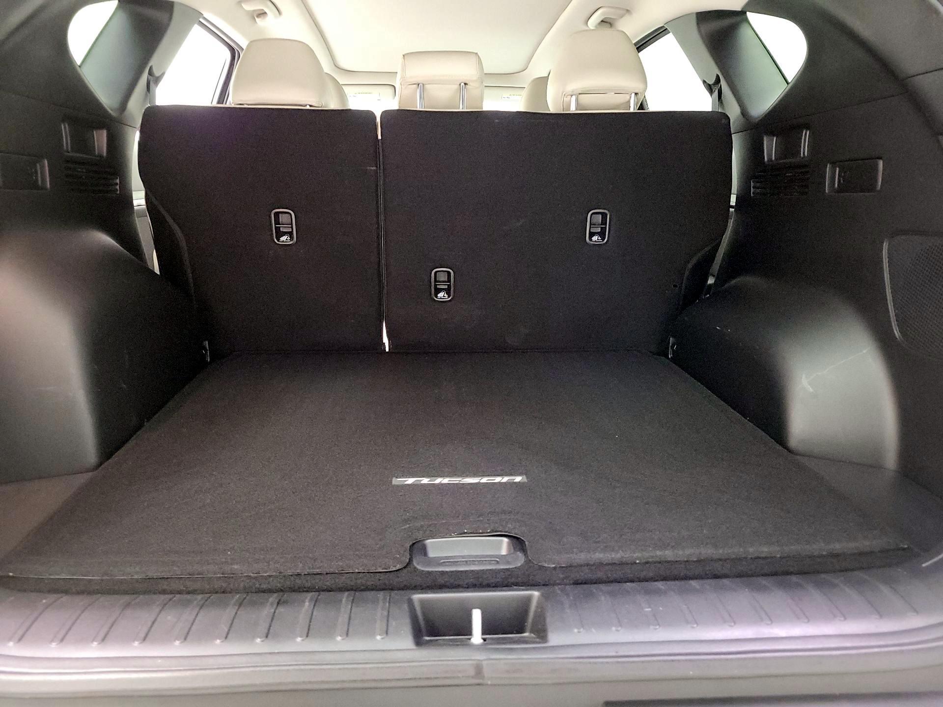 Thumbnail: 2024 Hyundai Tucson - 18