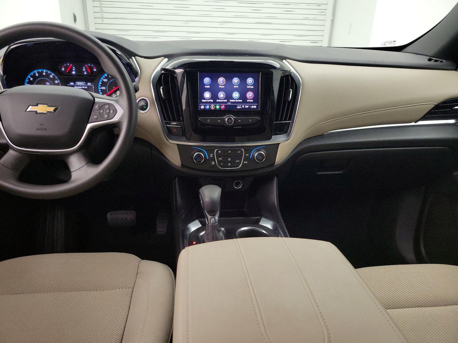 Thumbnail: 2023 Chevrolet Traverse - 9