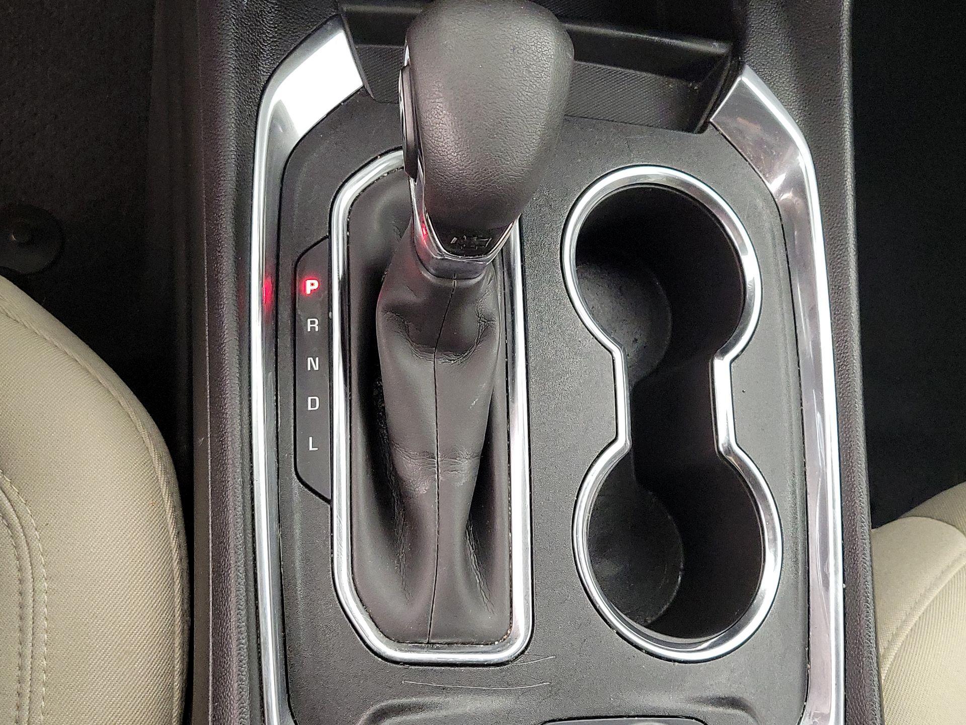 Thumbnail: 2023 Chevrolet Traverse - 17