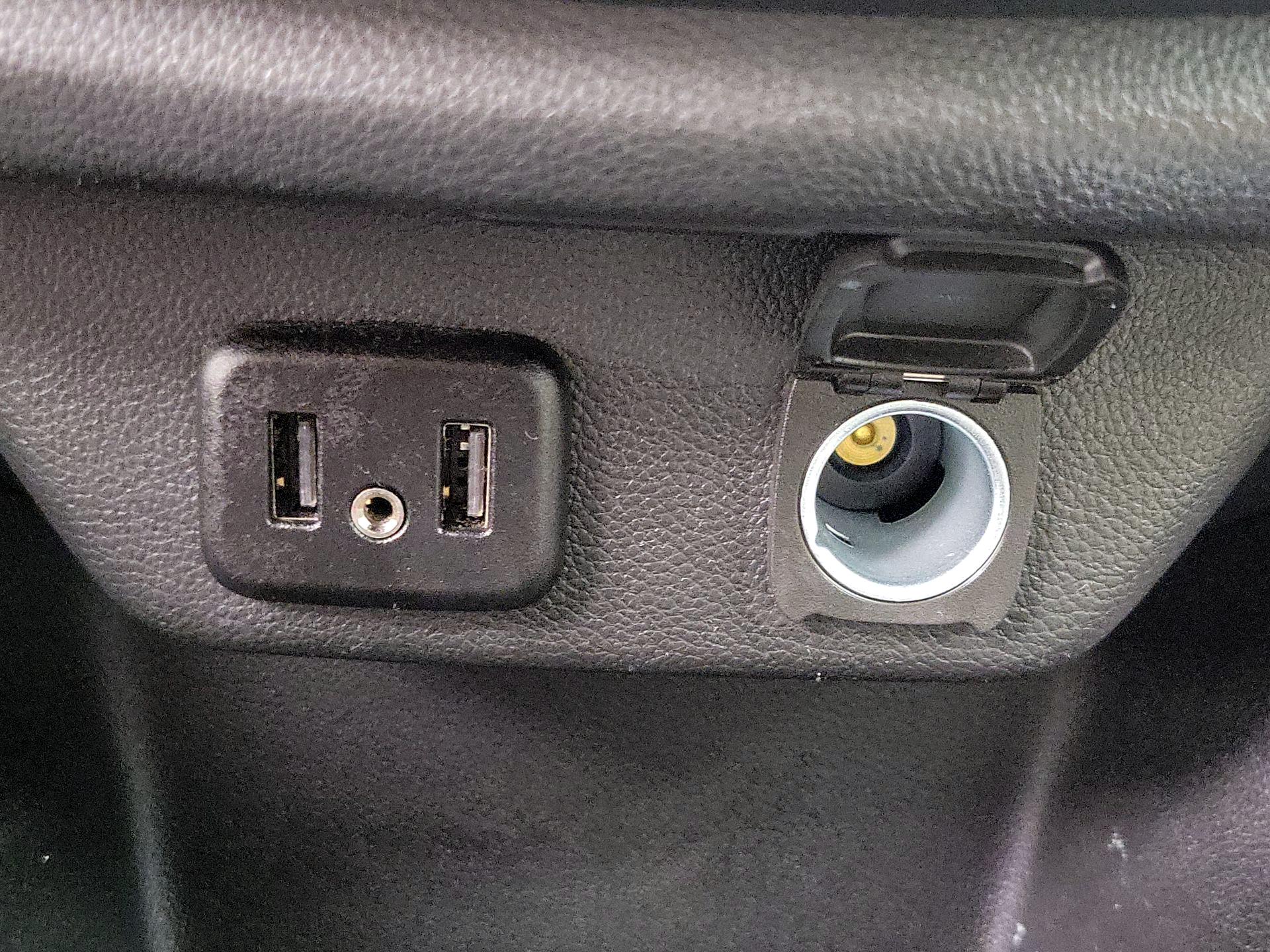 Thumbnail: 2023 Chevrolet Traverse - 18