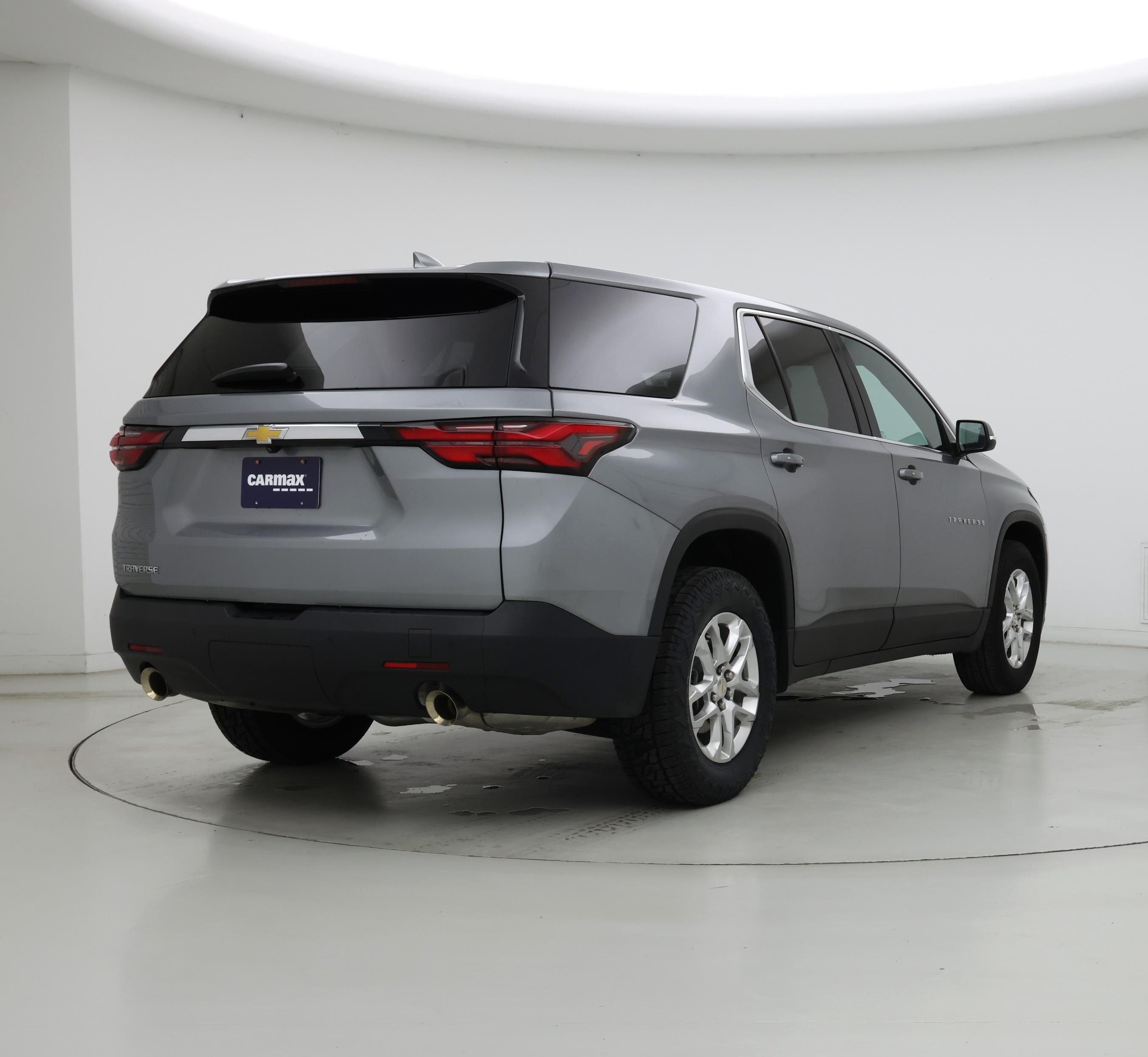 Thumbnail: 2023 Chevrolet Traverse - 8