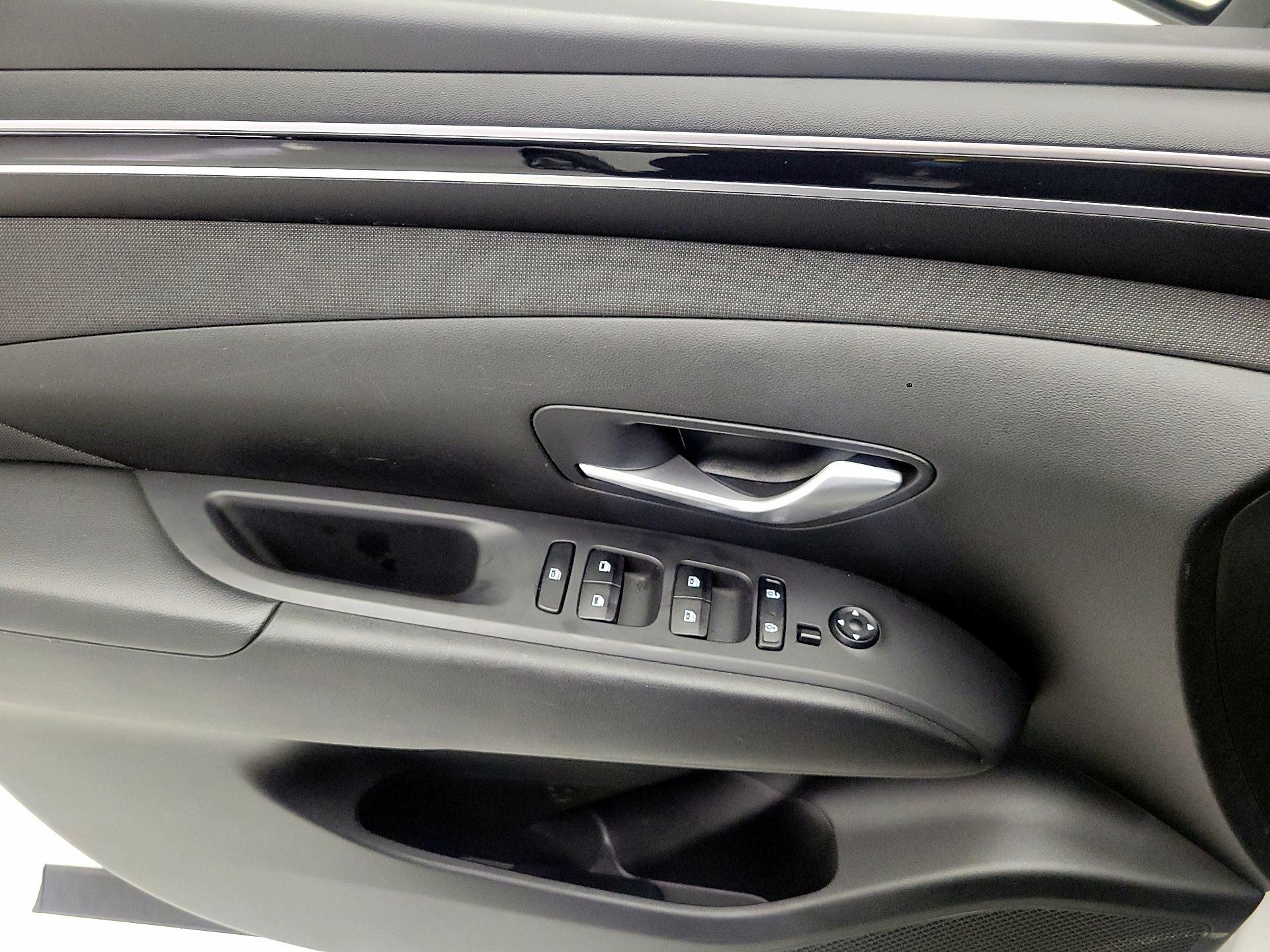 Thumbnail: 2023 Hyundai Tucson - 10