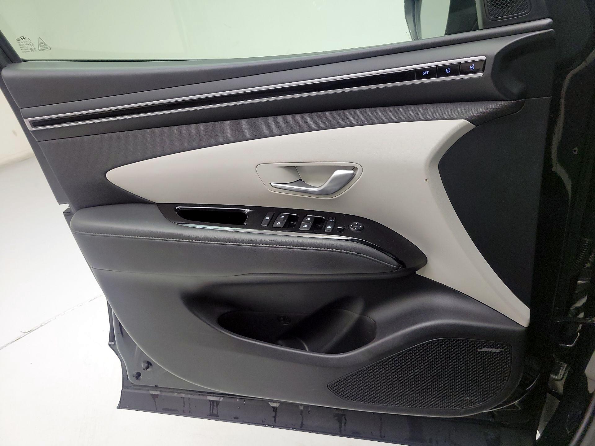 Thumbnail: 2023 Hyundai Tucson - 10