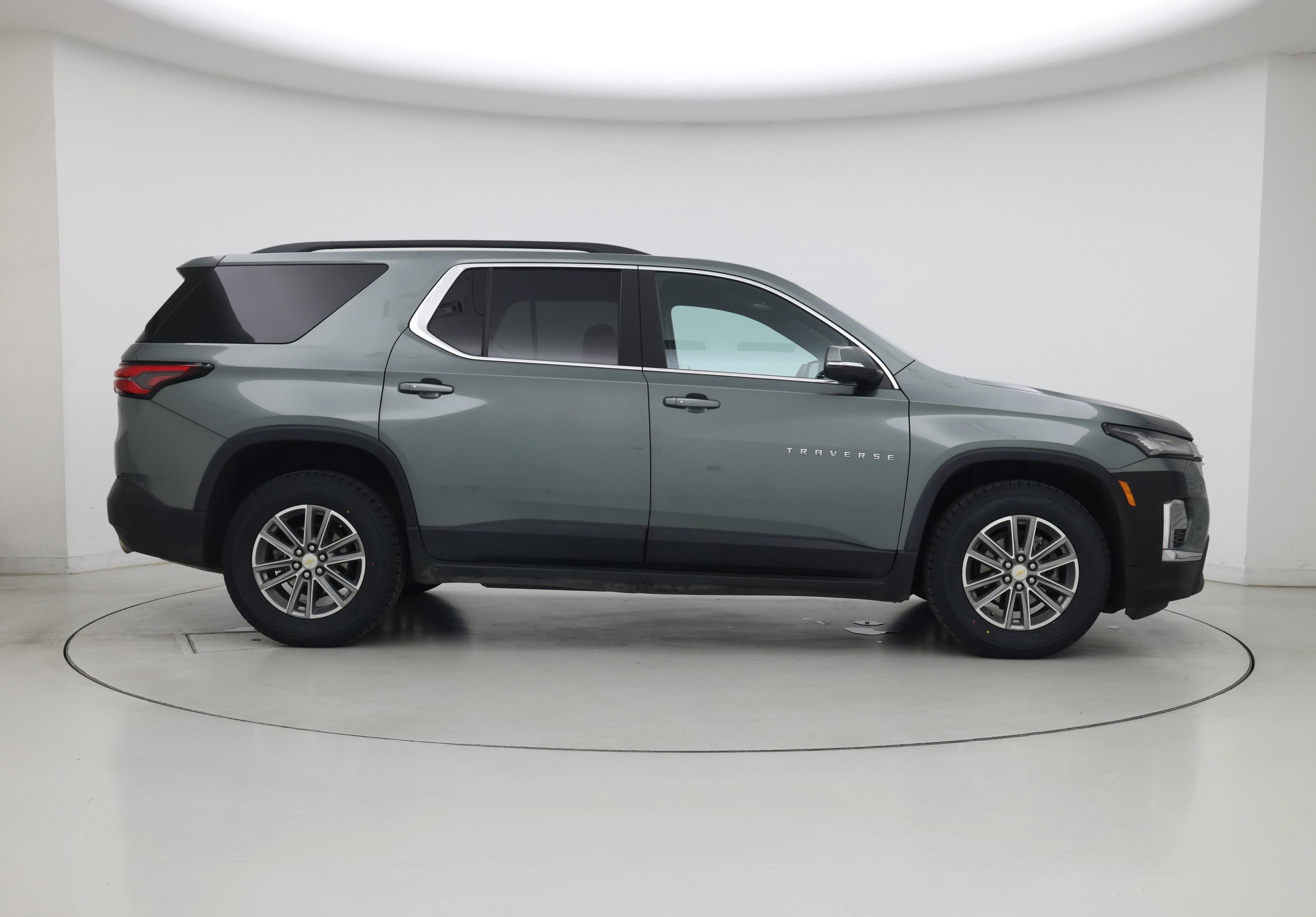 Thumbnail: 2023 Chevrolet Traverse - 7
