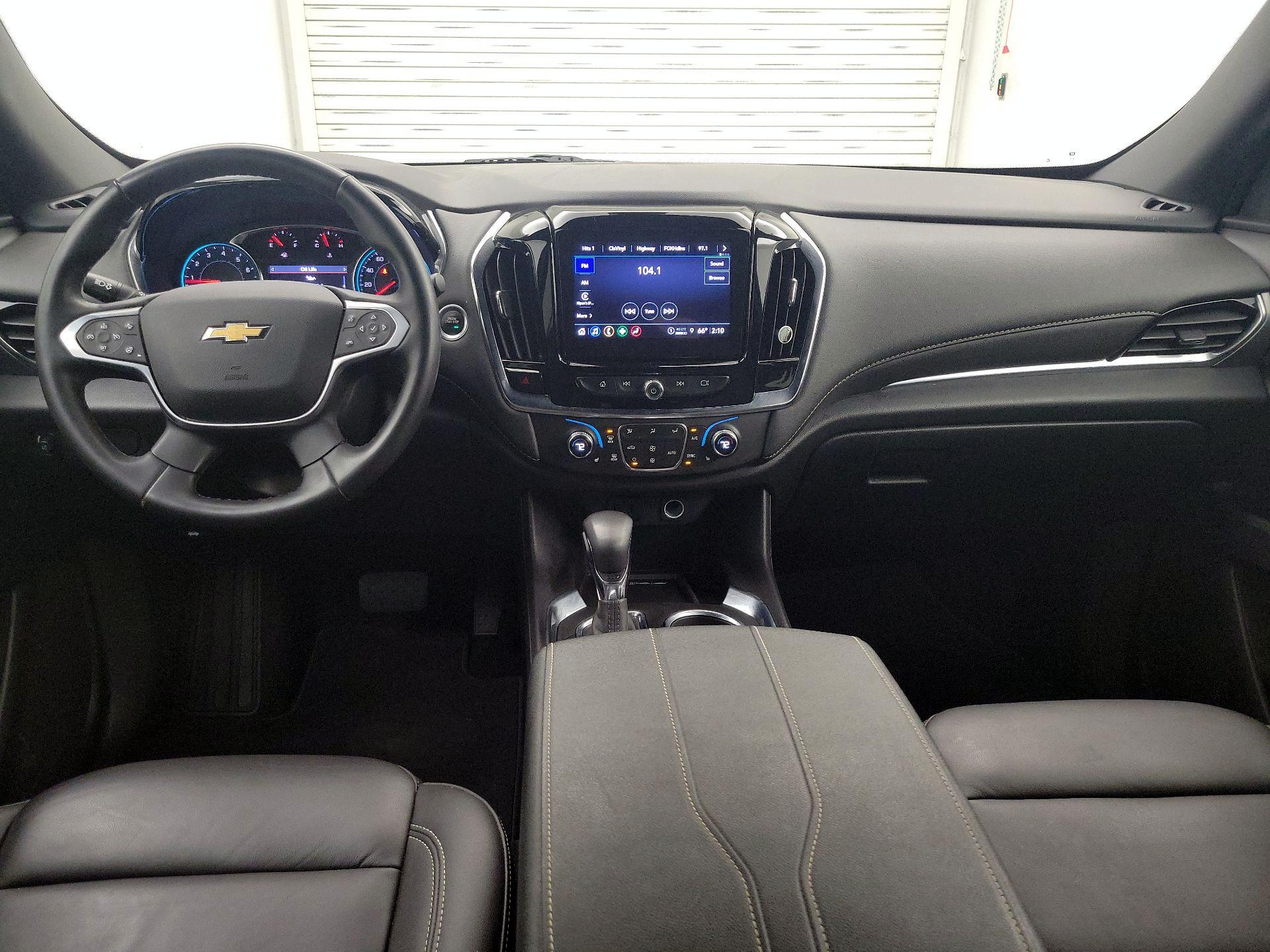 Thumbnail: 2023 Chevrolet Traverse - 9