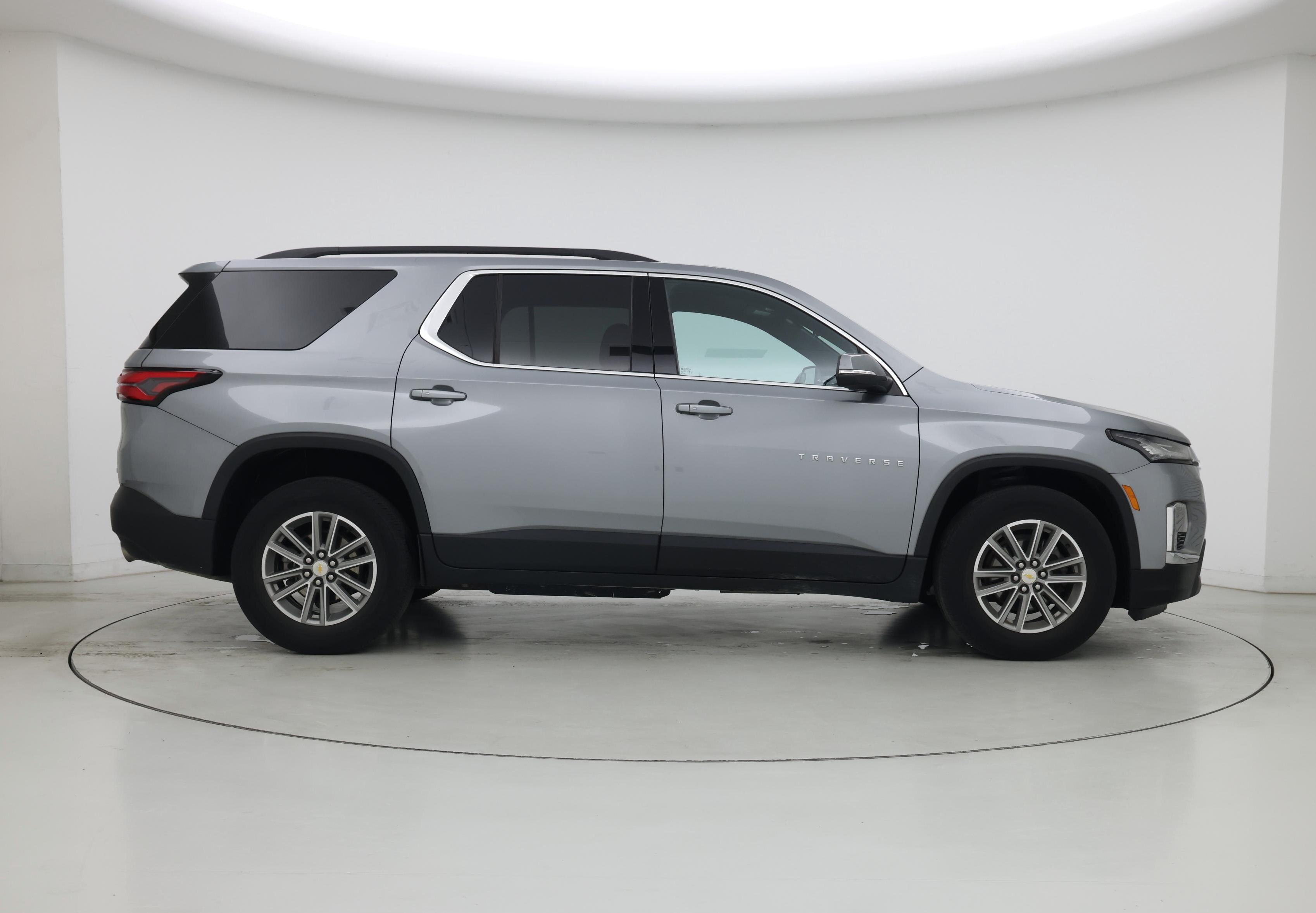 Thumbnail: 2023 Chevrolet Traverse - 7