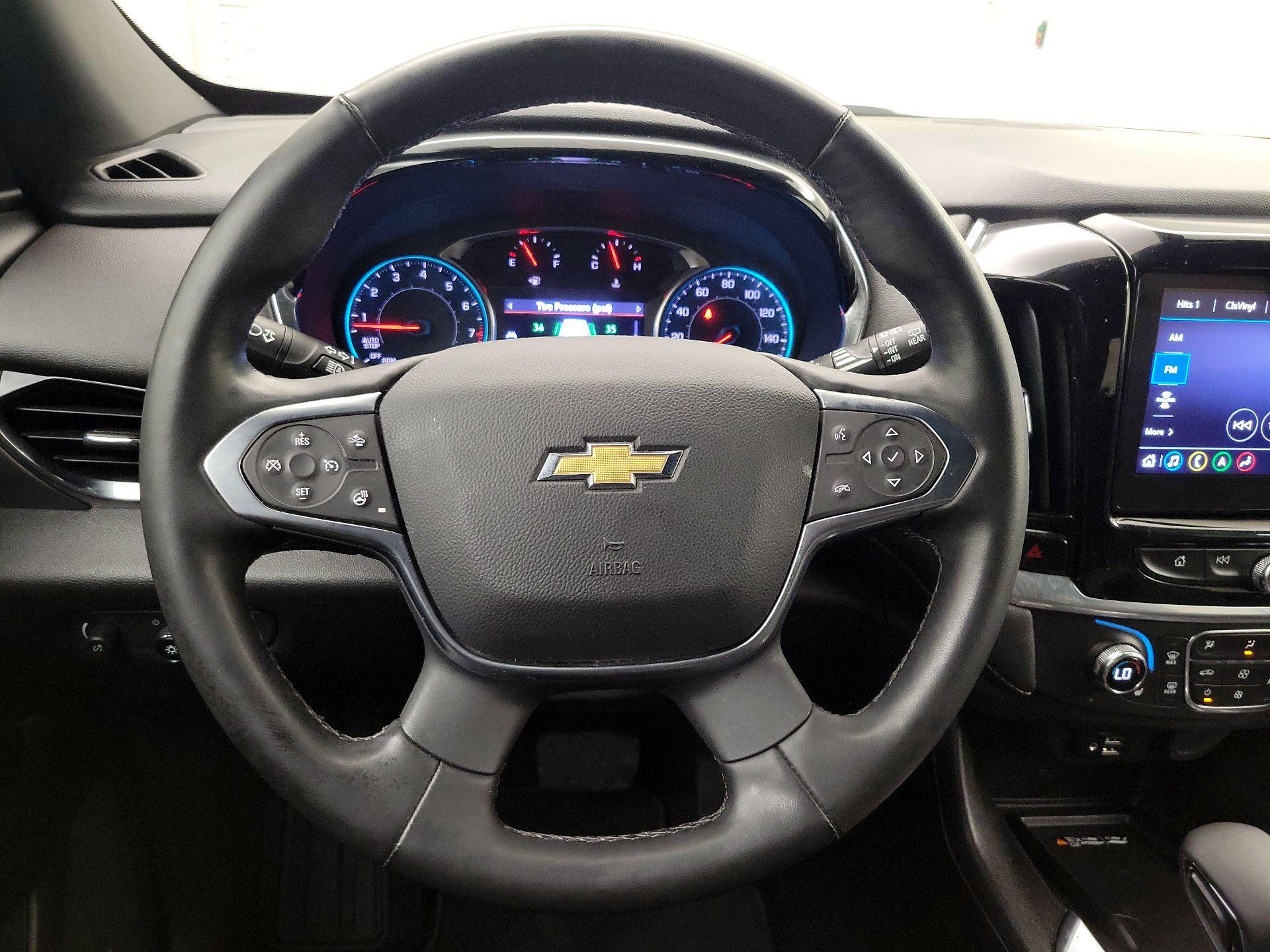 Thumbnail: 2023 Chevrolet Traverse - 10