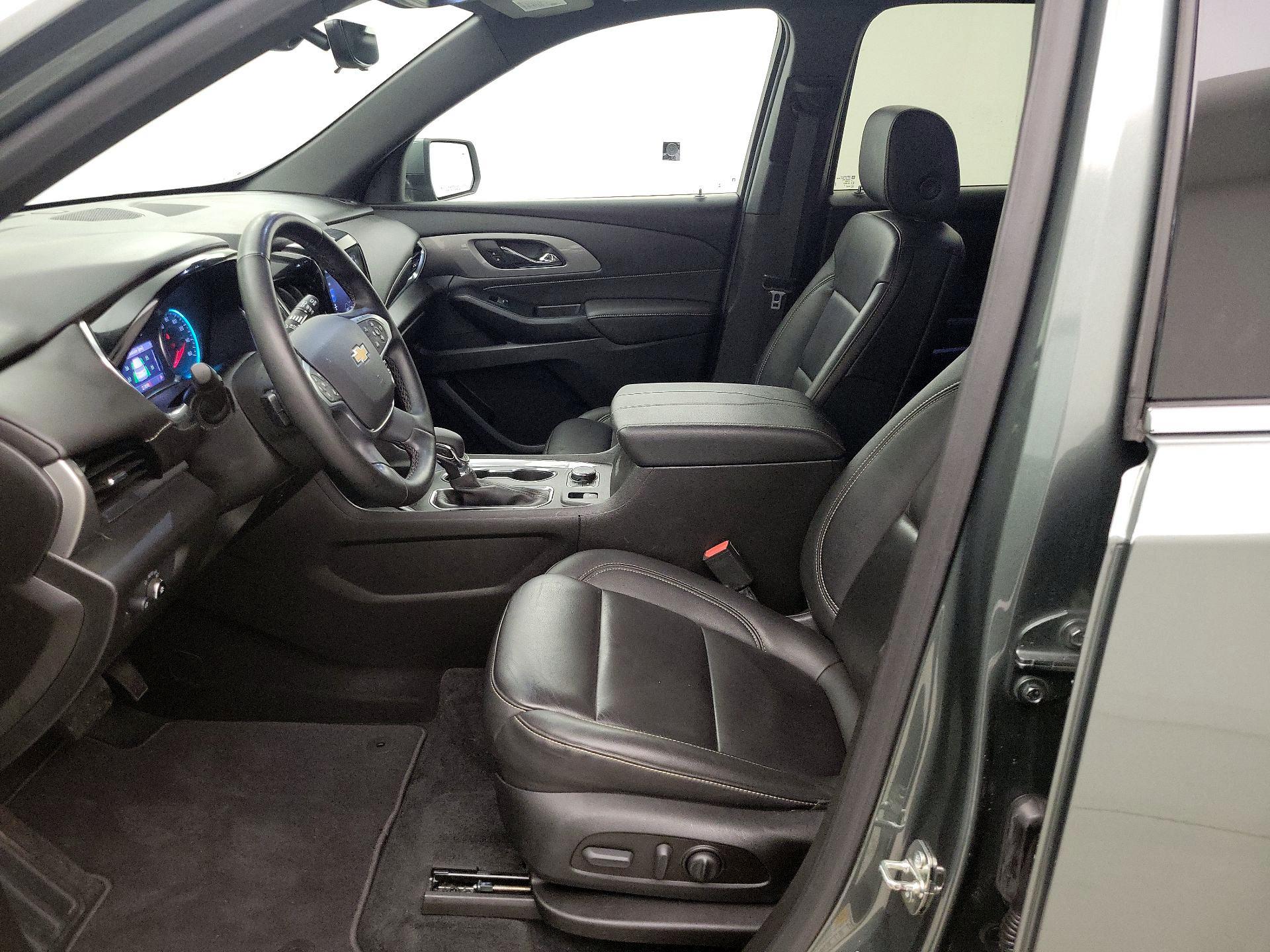 Thumbnail: 2023 Chevrolet Traverse - 11