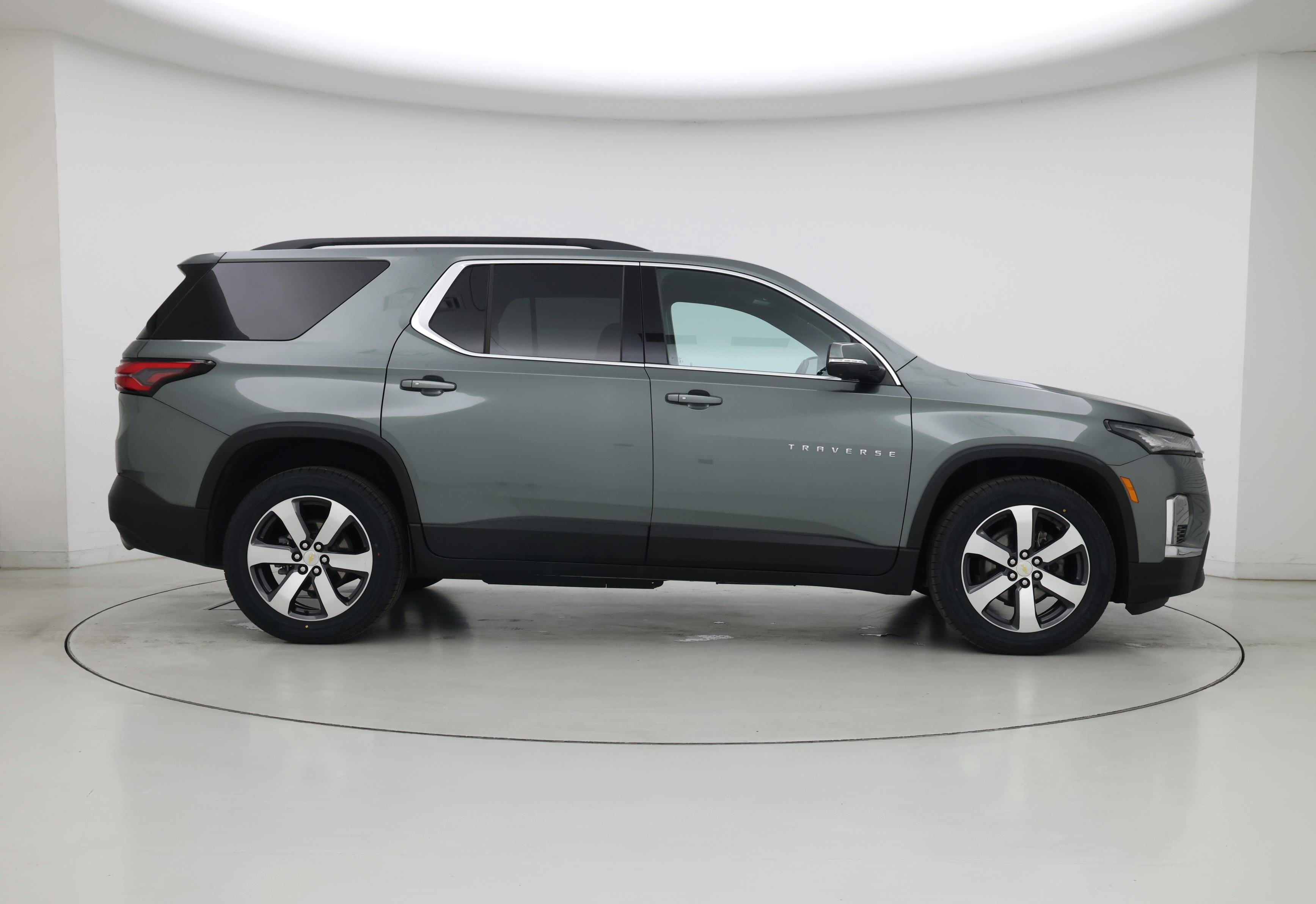 Thumbnail: 2023 Chevrolet Traverse - 7