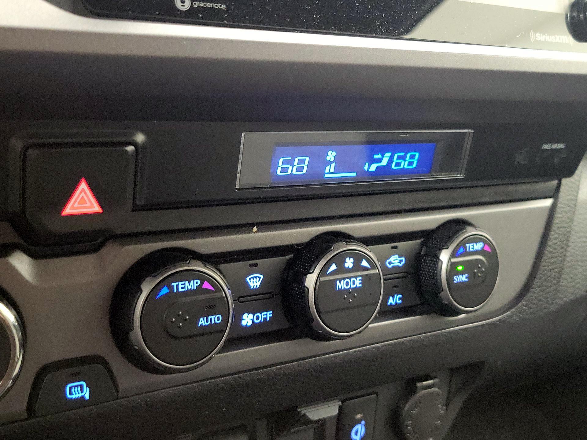 Thumbnail: 2021 Toyota Tacoma - 16