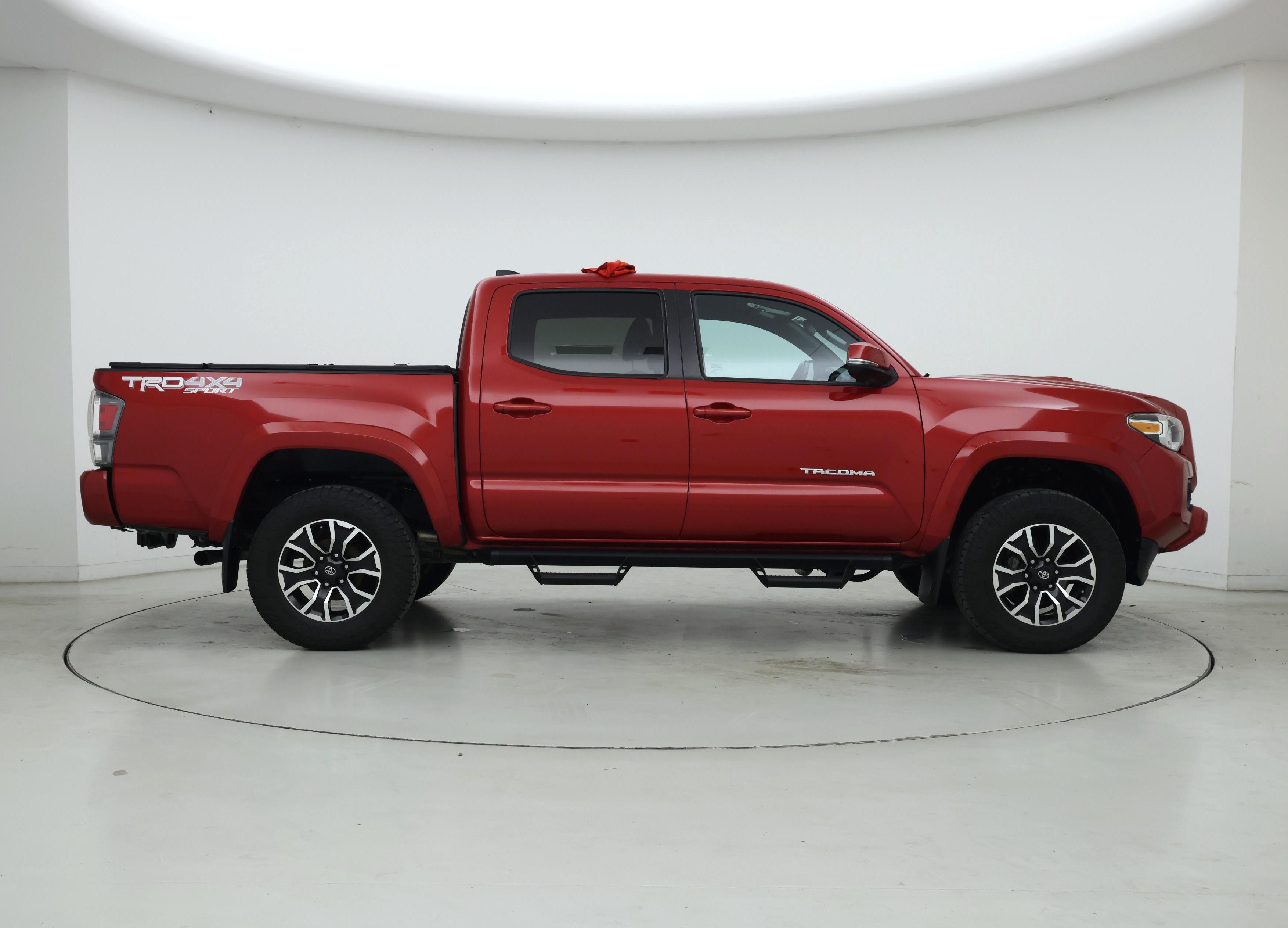 Thumbnail: 2021 Toyota Tacoma - 7
