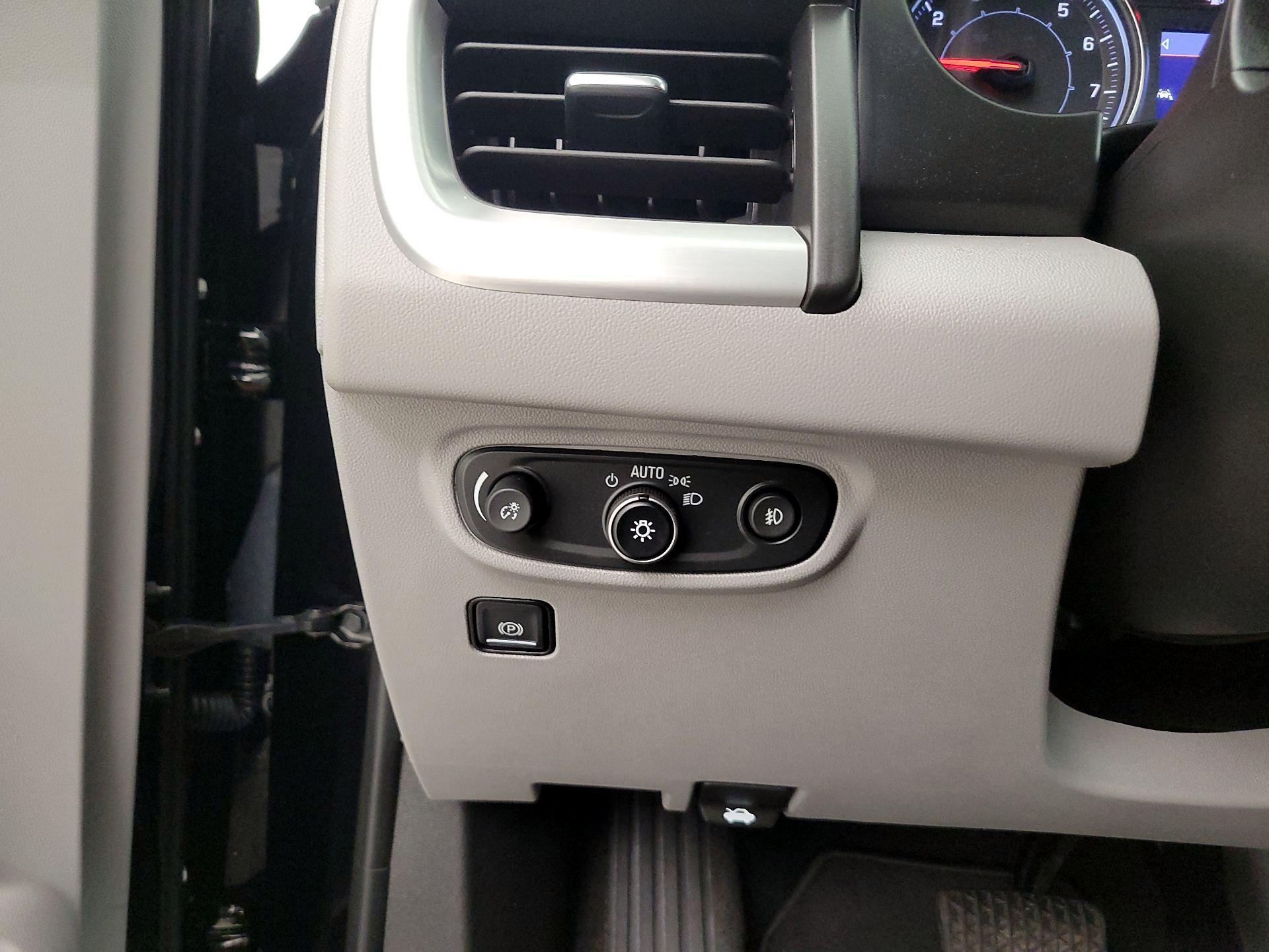 Thumbnail: 2022 GMC Terrain - 11