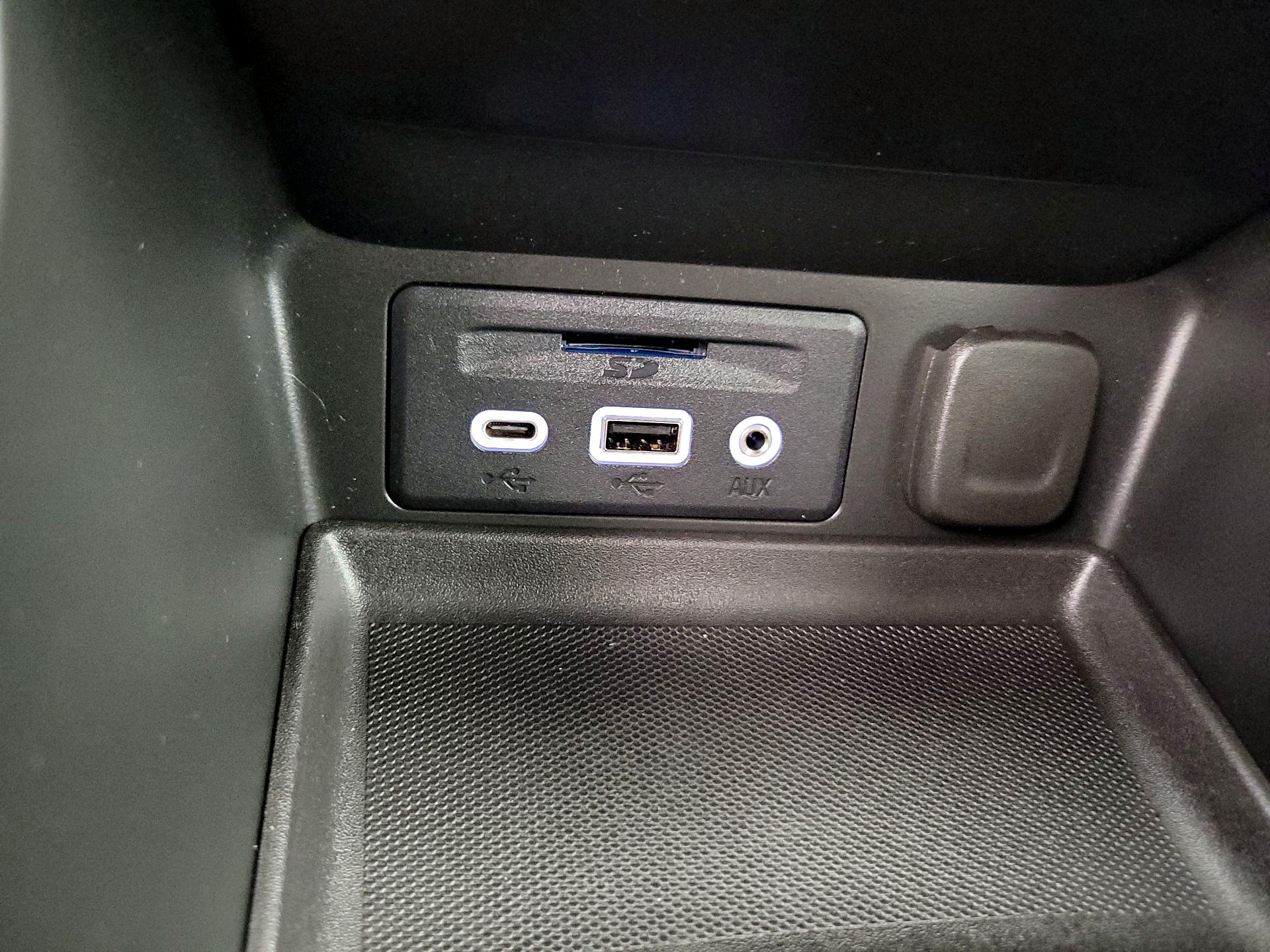 Thumbnail: 2022 GMC Terrain - 16