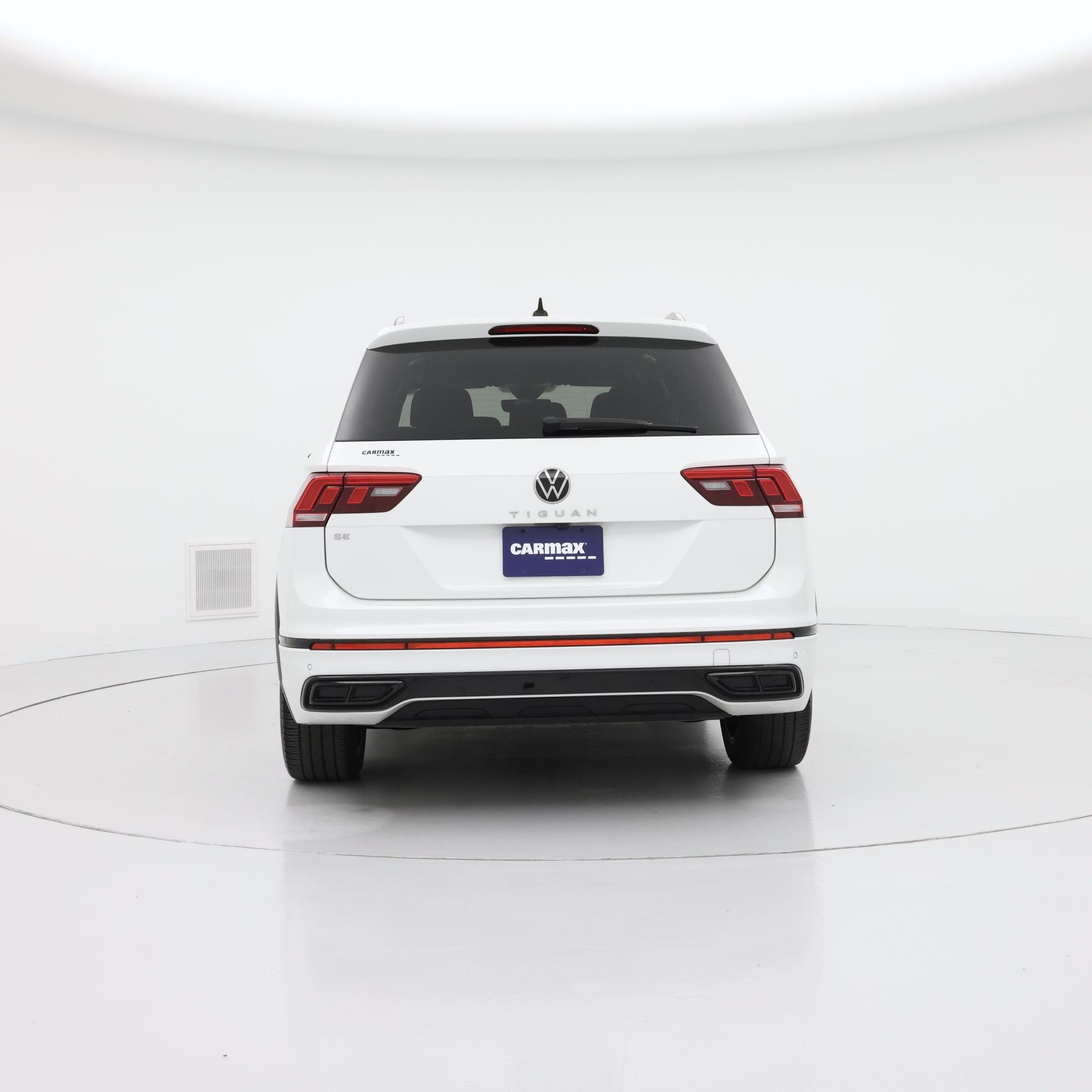 Thumbnail: 2023 Volkswagen Tiguan - 6