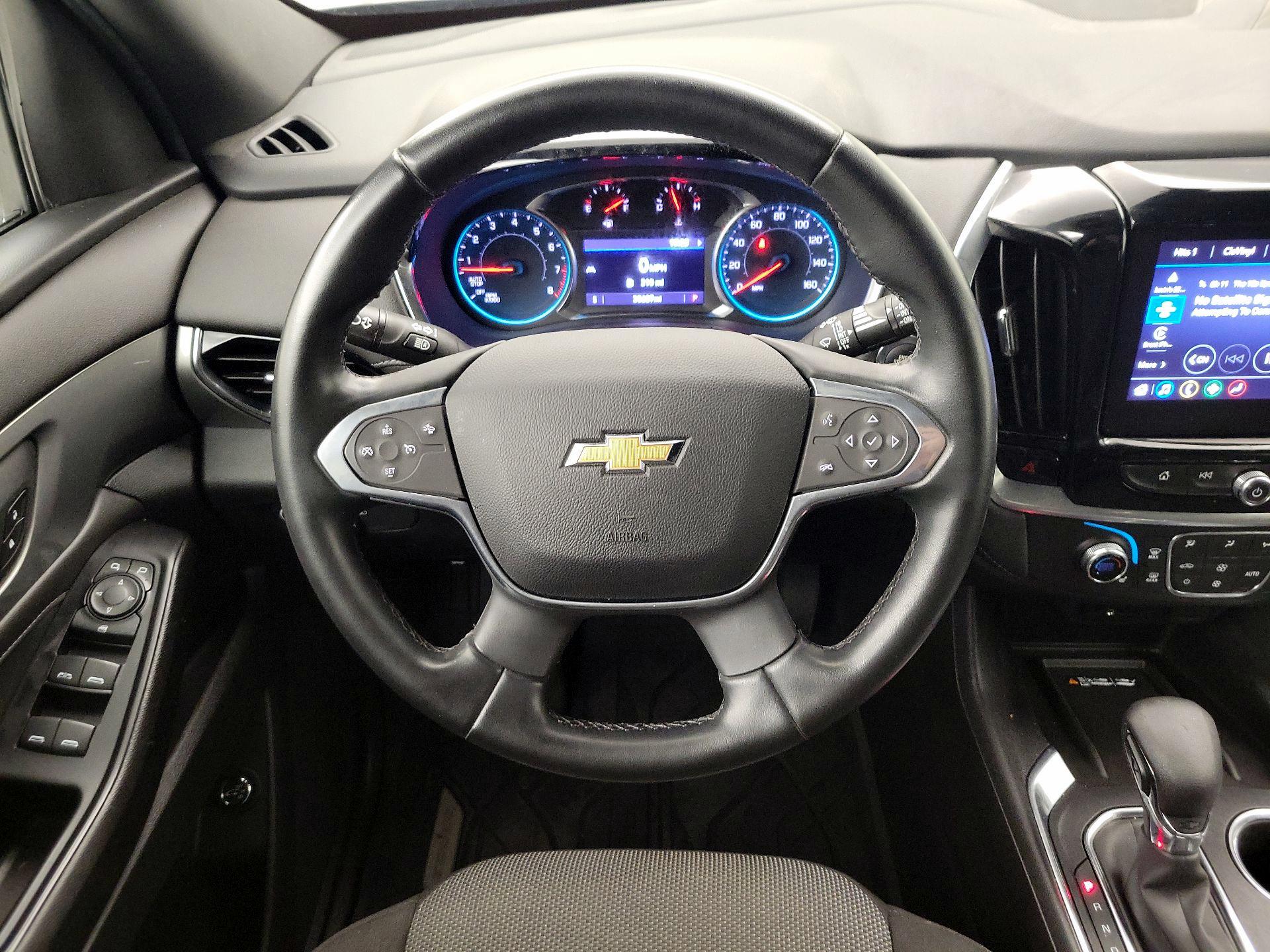 Thumbnail: 2023 Chevrolet Traverse - 10